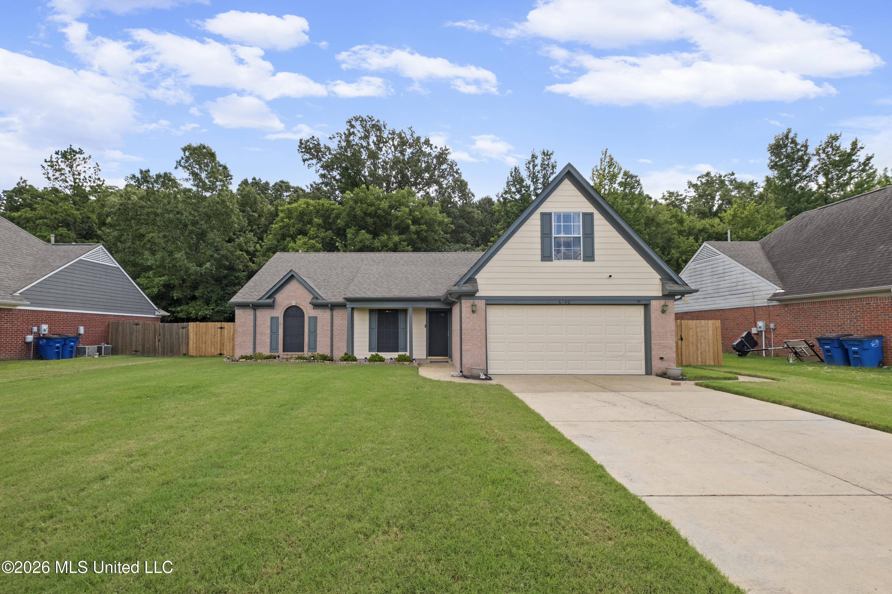 6140 E Sandbourne Property Photo 1