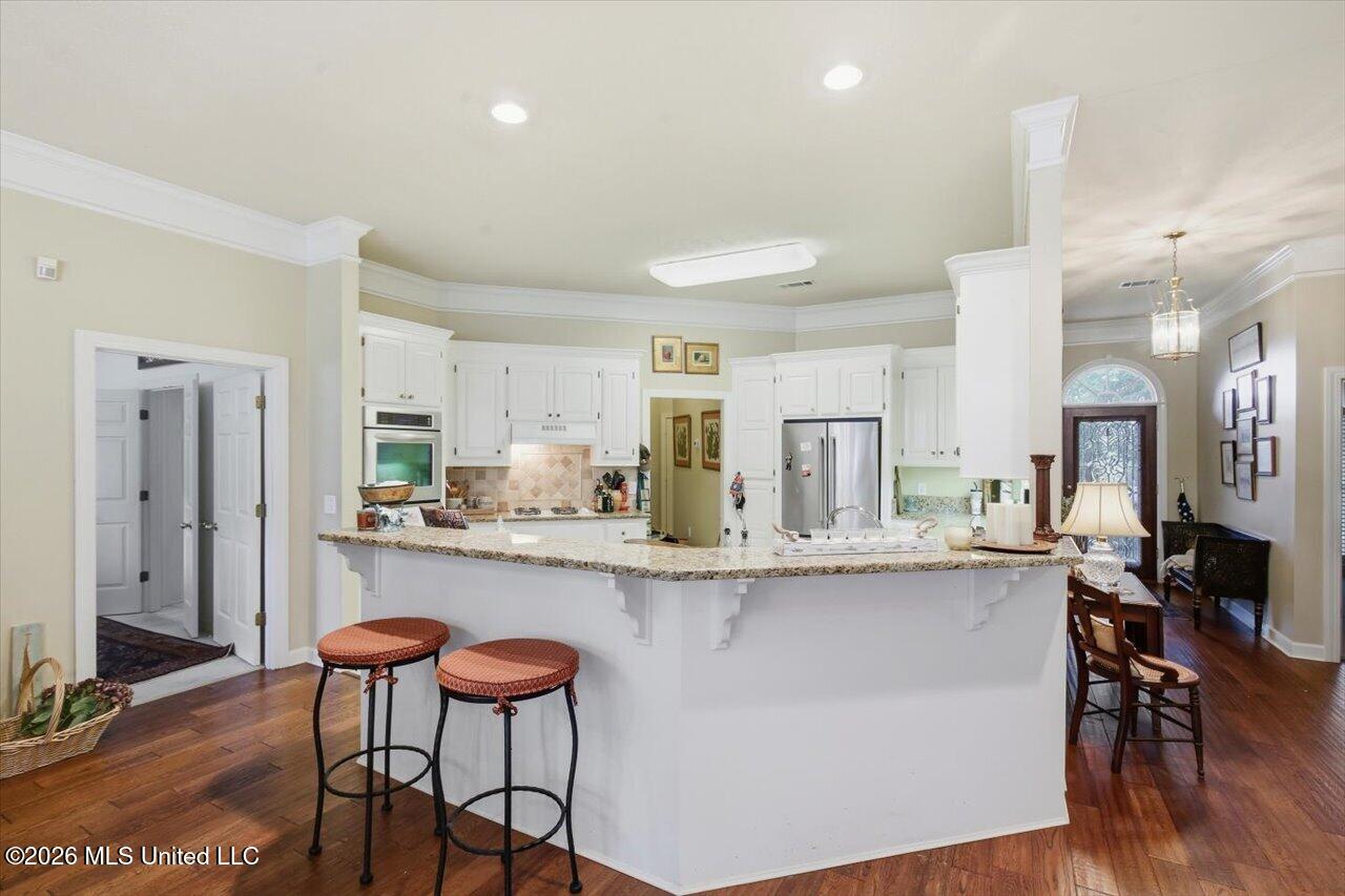 108 Whisper Ridge Drive Property Photo 10