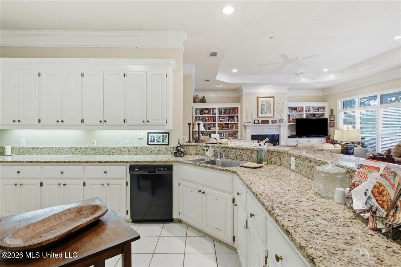 108 Whisper Ridge Drive Property Photo 12