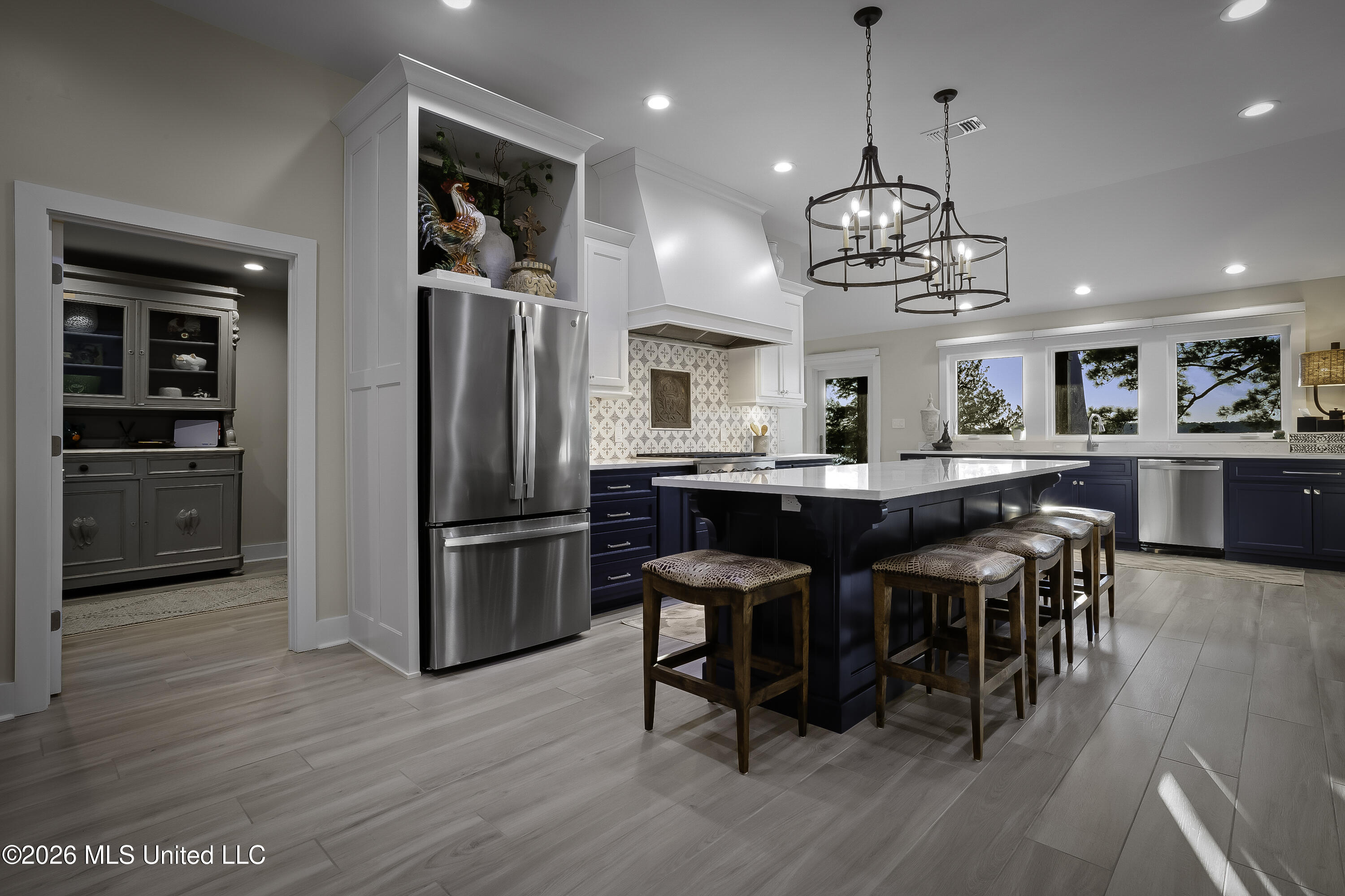 927 N Shore Drive Property Photo 22