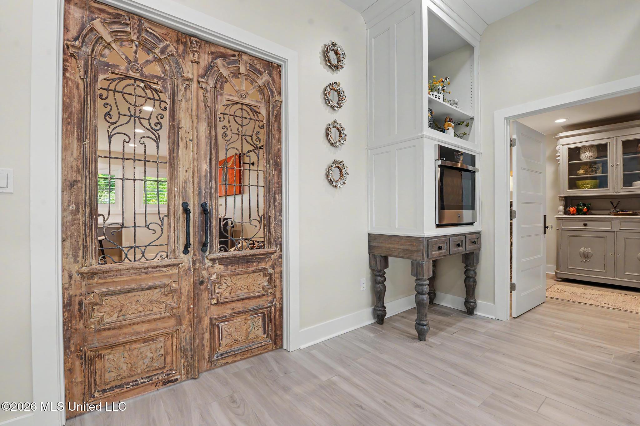 927 N Shore Drive Property Photo 31