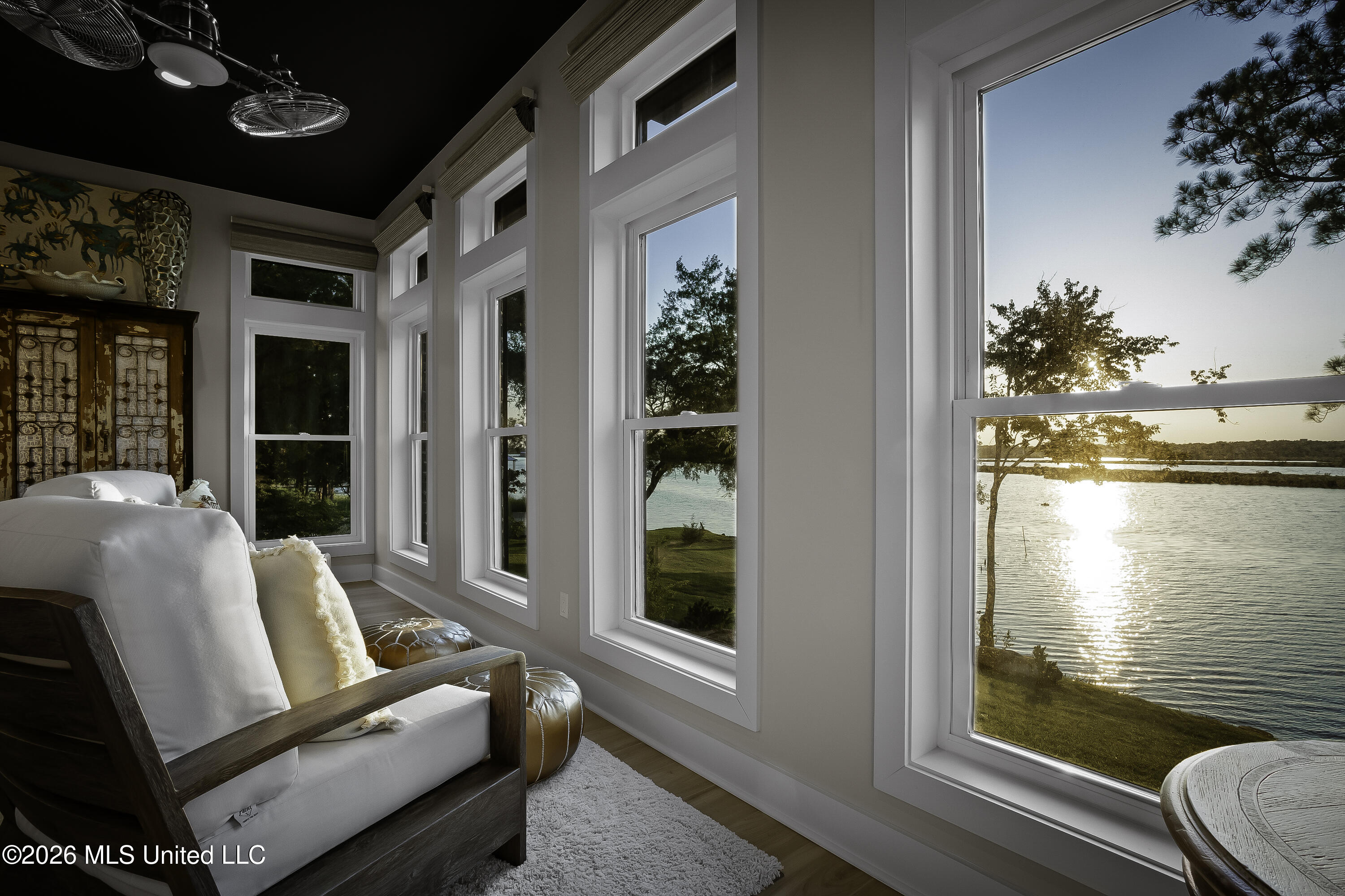 927 N Shore Drive Property Photo 46