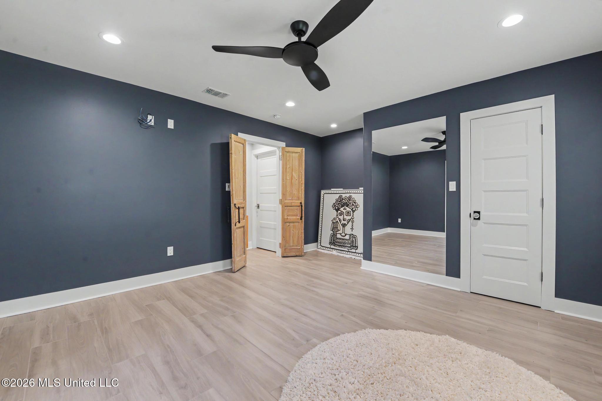 927 N Shore Drive Property Photo 62