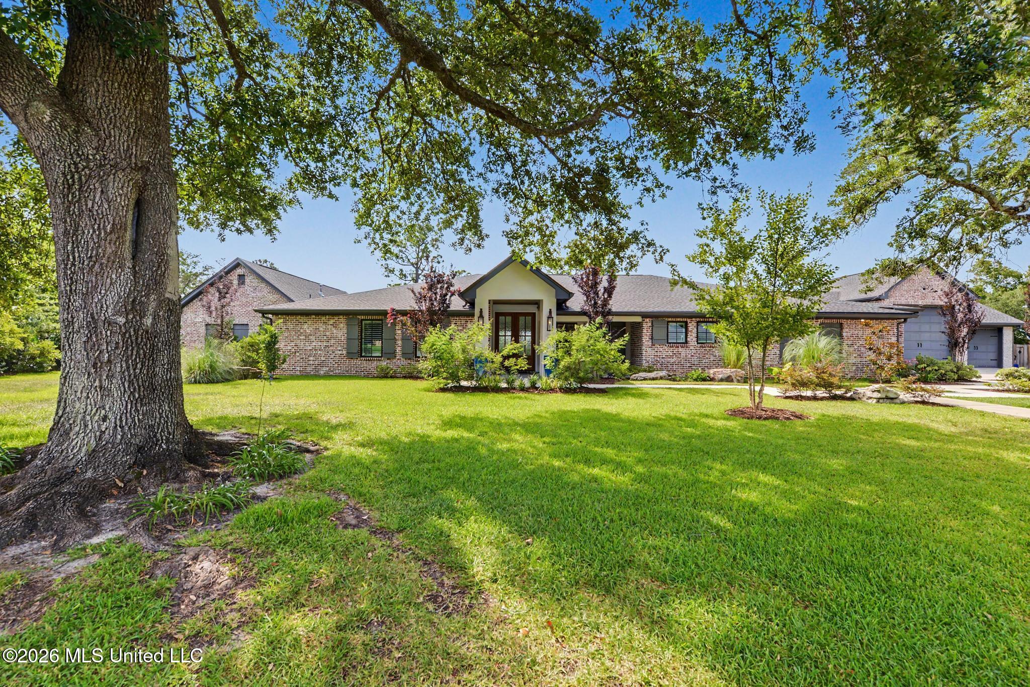 927 N Shore Drive Property Photo 97