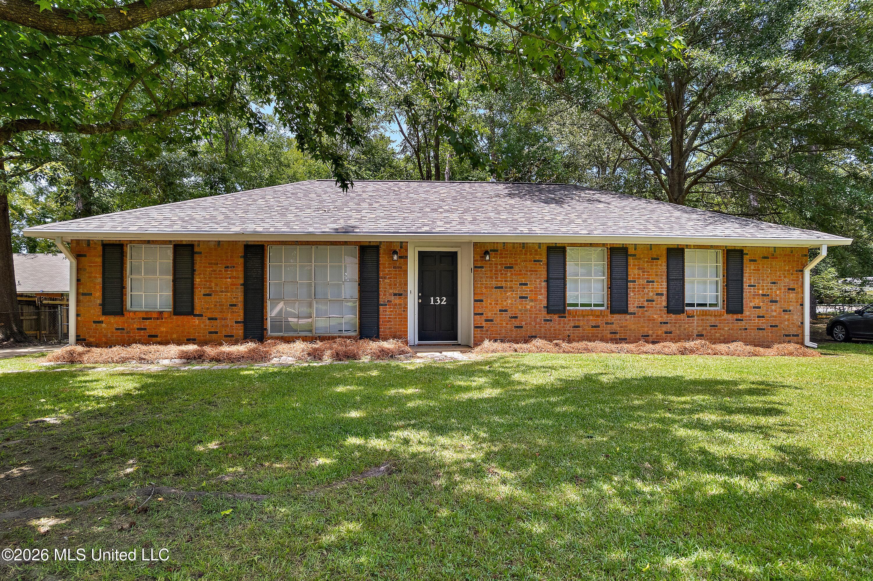 132 Cumberland Road Property Photo 1