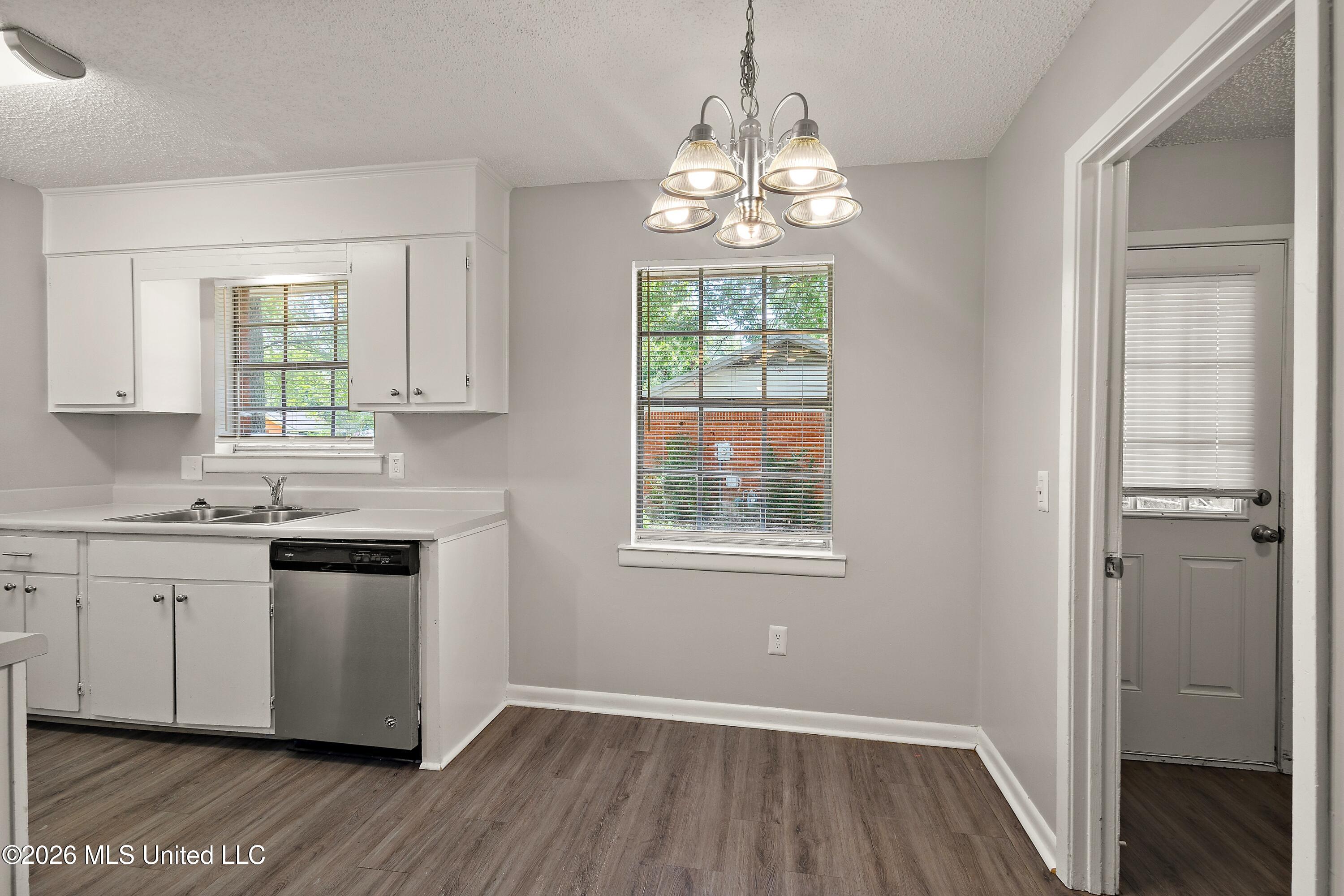 132 Cumberland Road Property Photo 4