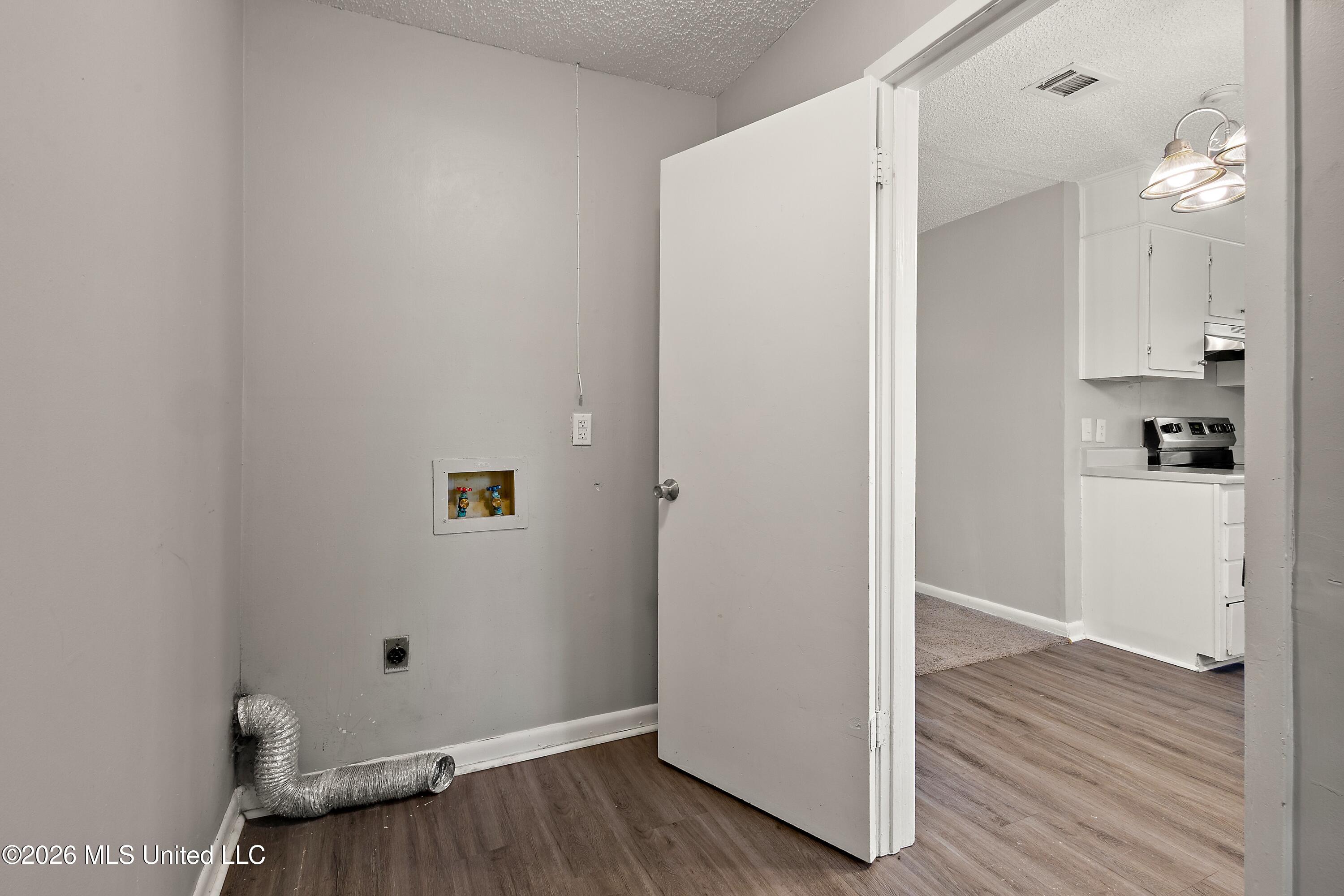 132 Cumberland Road Property Photo 10