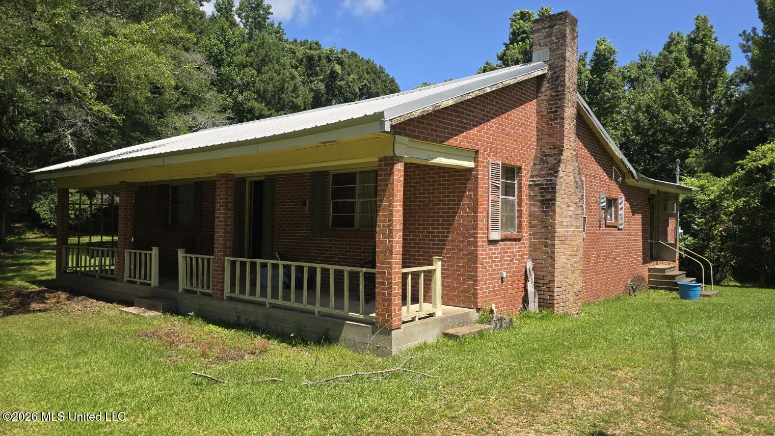 3995 Choctaw Road Property Photo 1