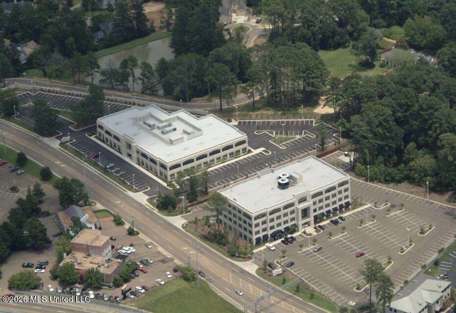 4400 Old Canton Road Property Photo 4