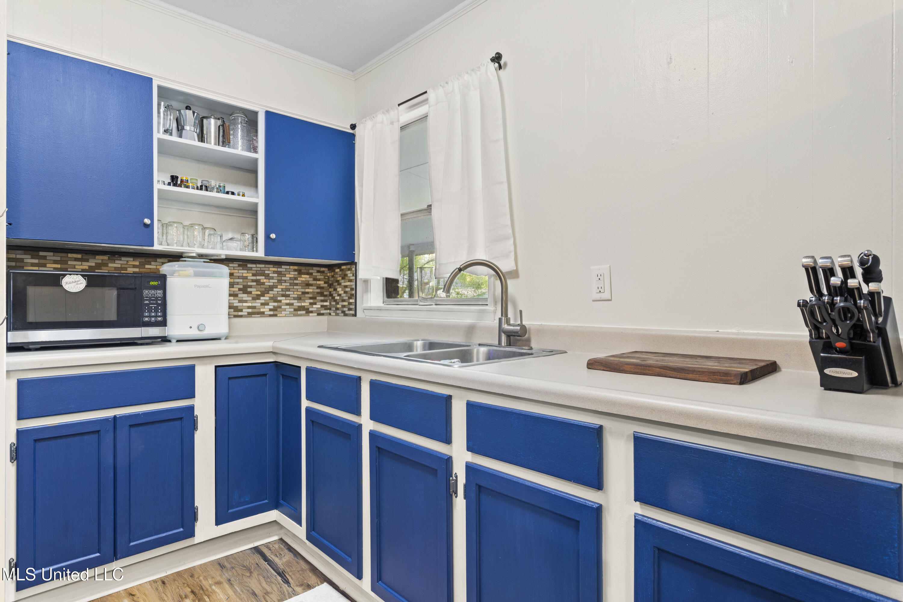 101 Fore Street Property Photo 7