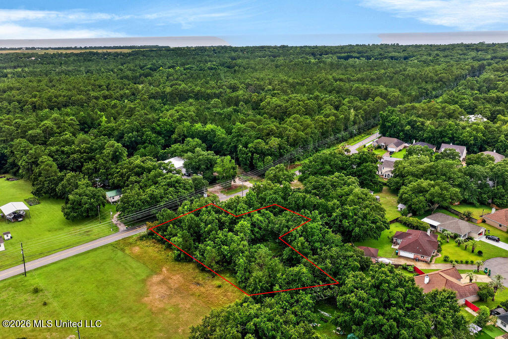 8008 Pointe Aux Chenes Road Property Photo 6