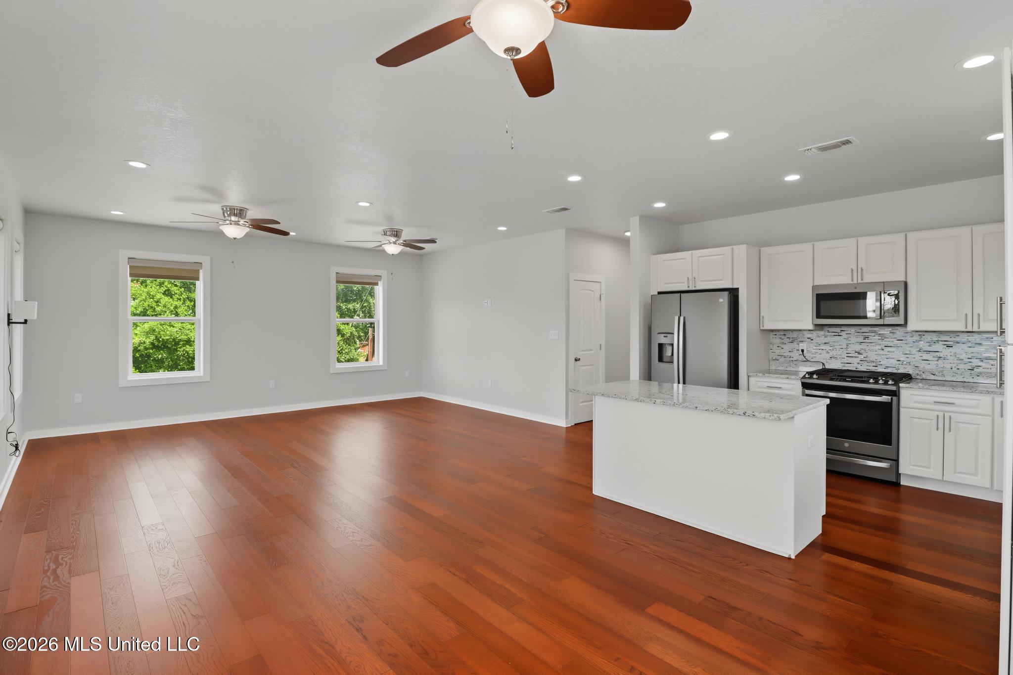 100 Pitcher Point Property Photo 14