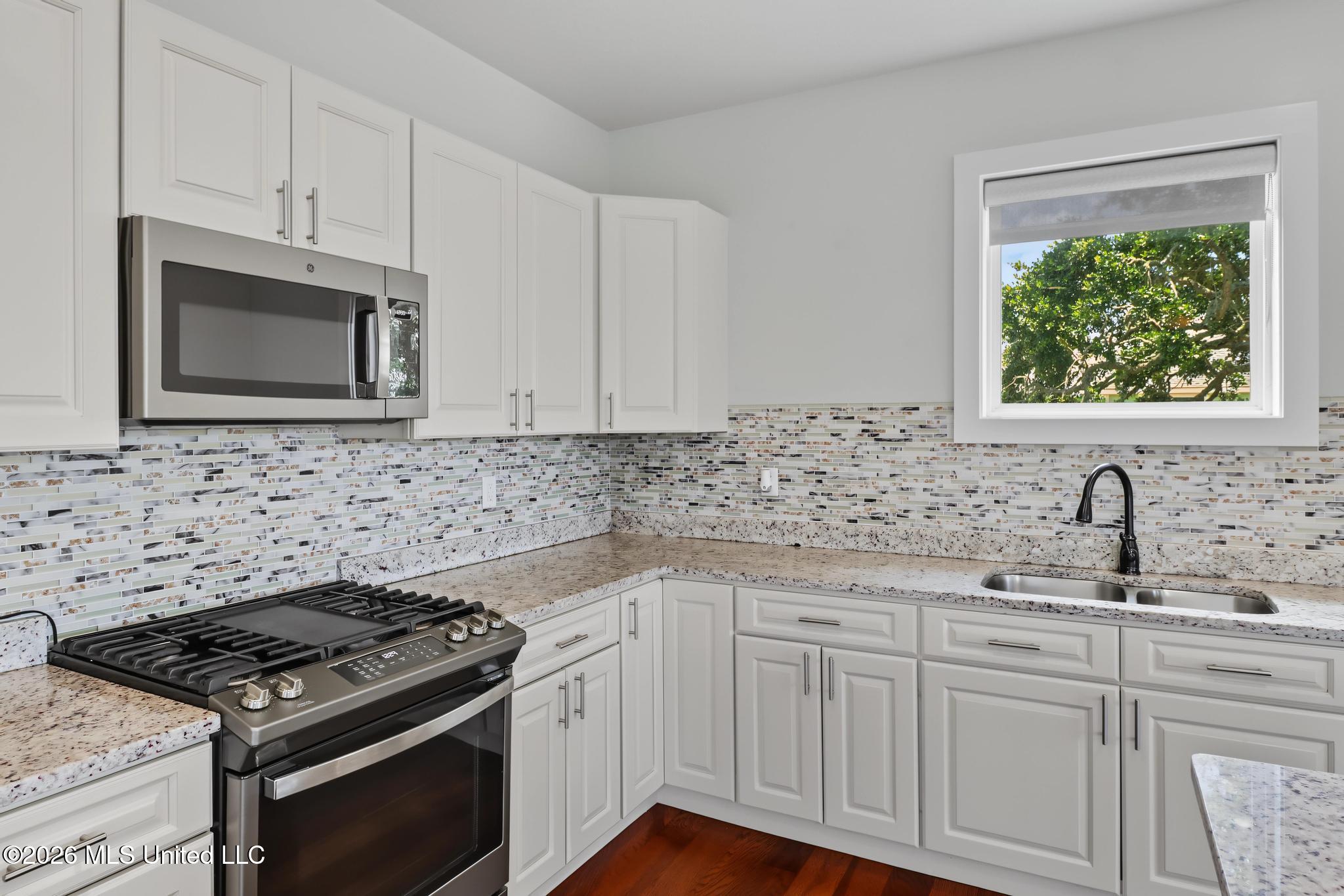 100 Pitcher Point Property Photo 18