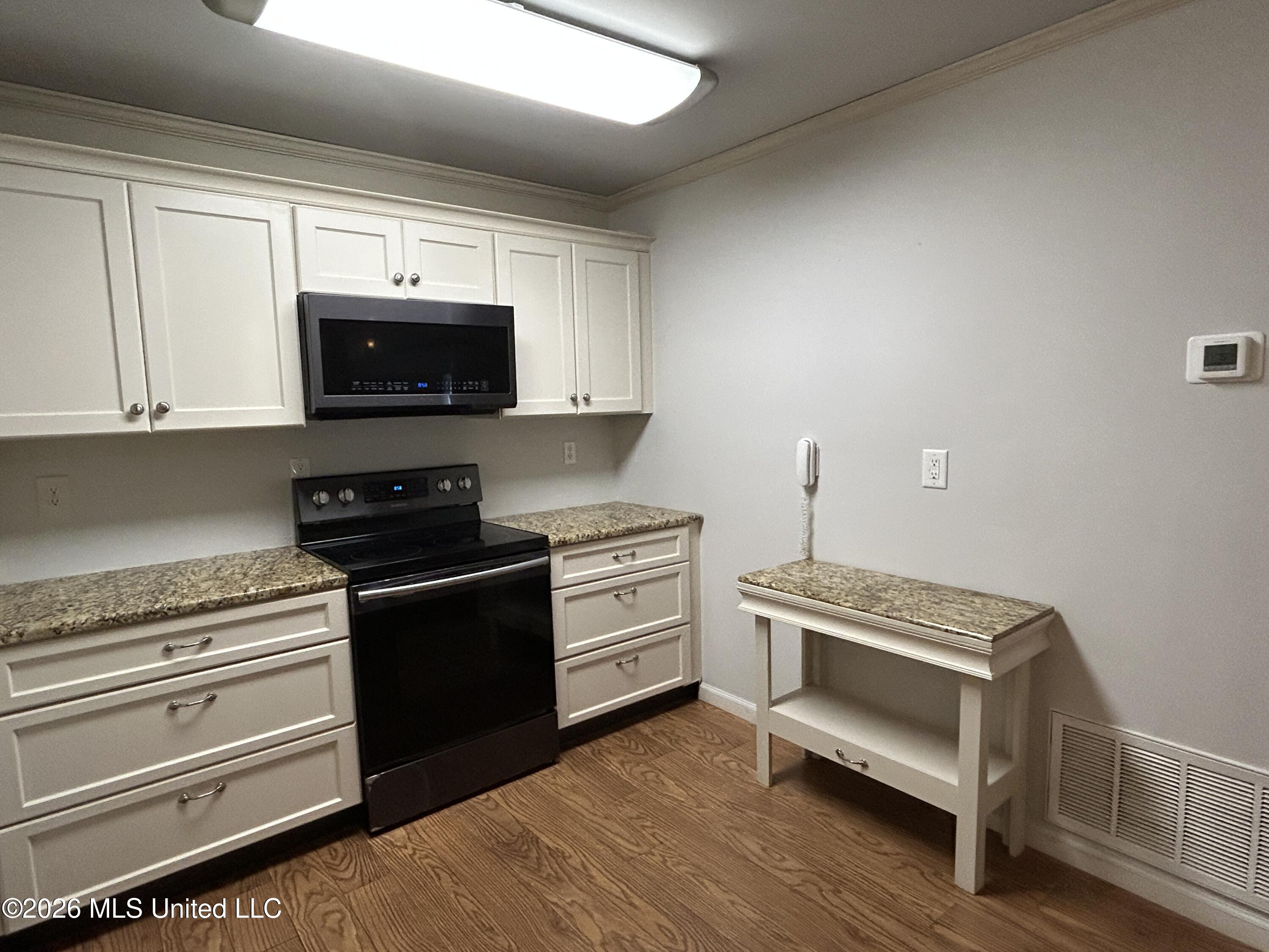 980 Hamakua Street Property Photo 7