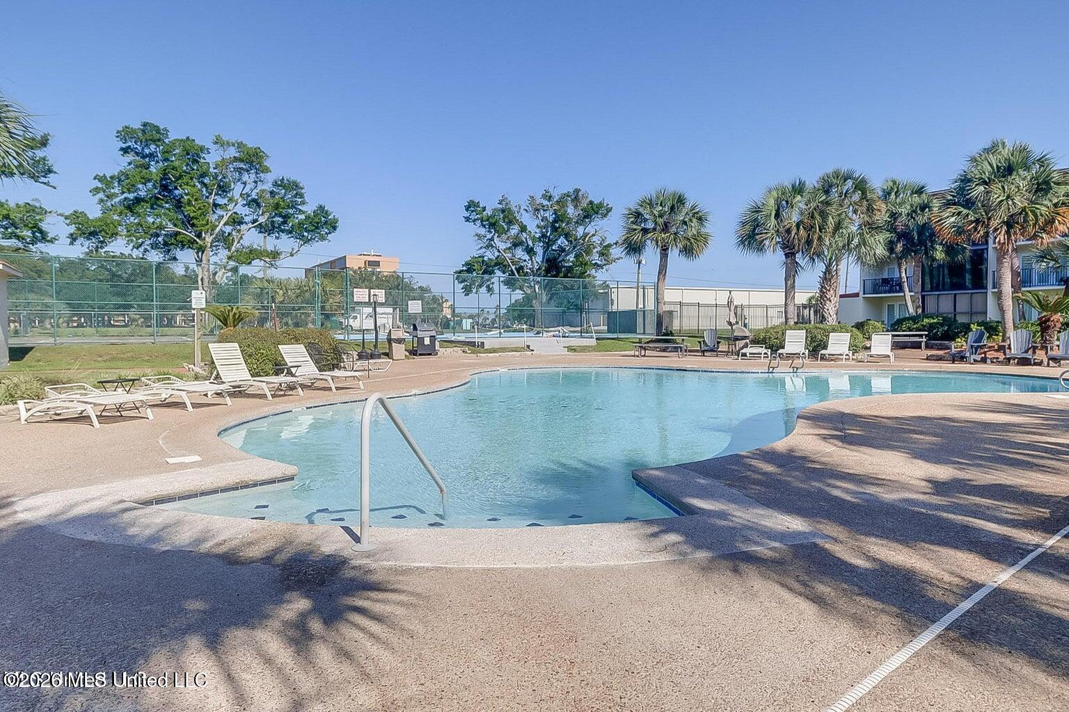 2046 Beach Boulevard Property Photo 23