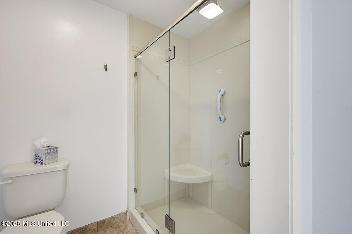 40 Breakers Lane Property Photo 18