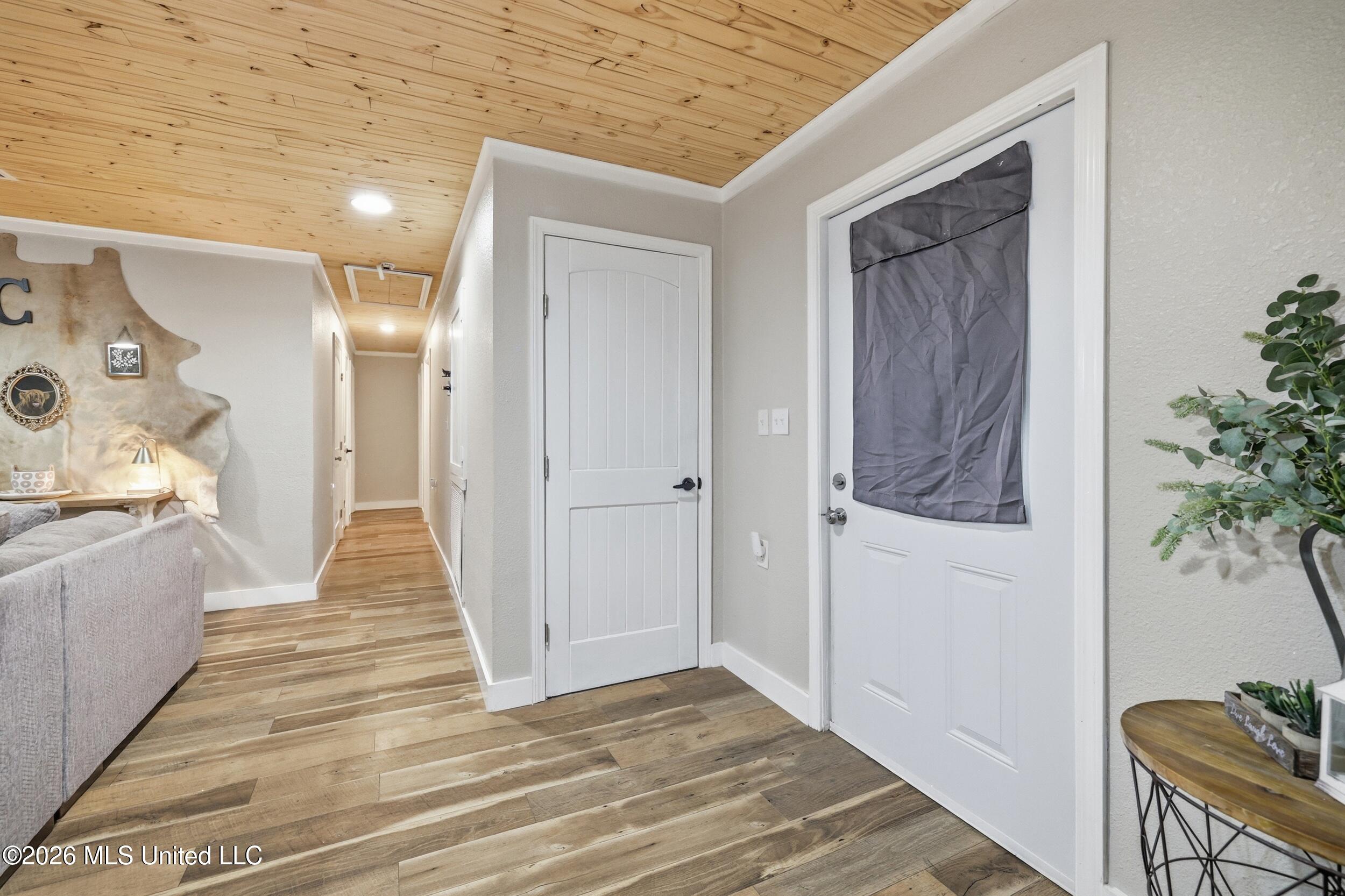 26 2nd Street Property Photo 8