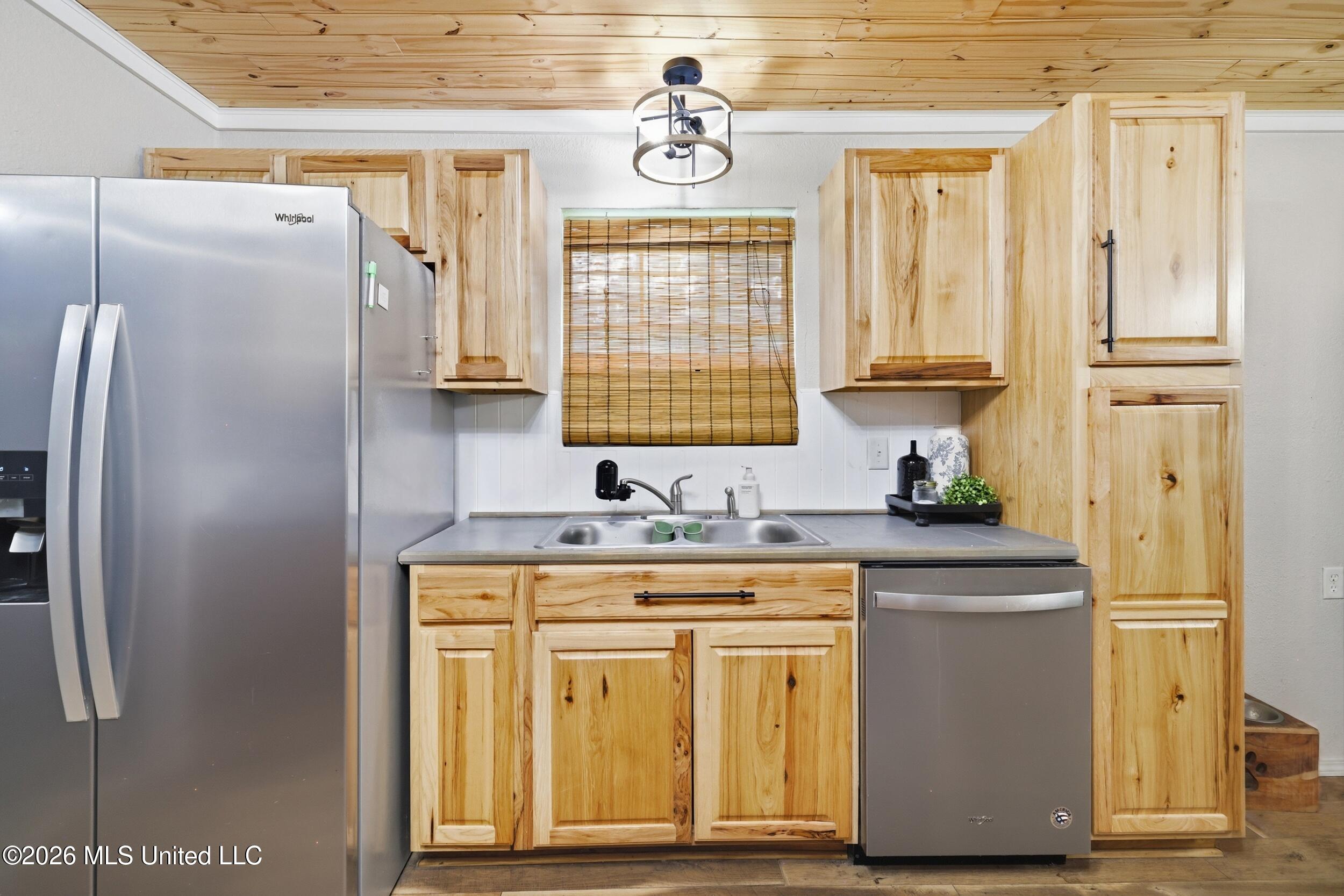 26 2nd Street Property Photo 13