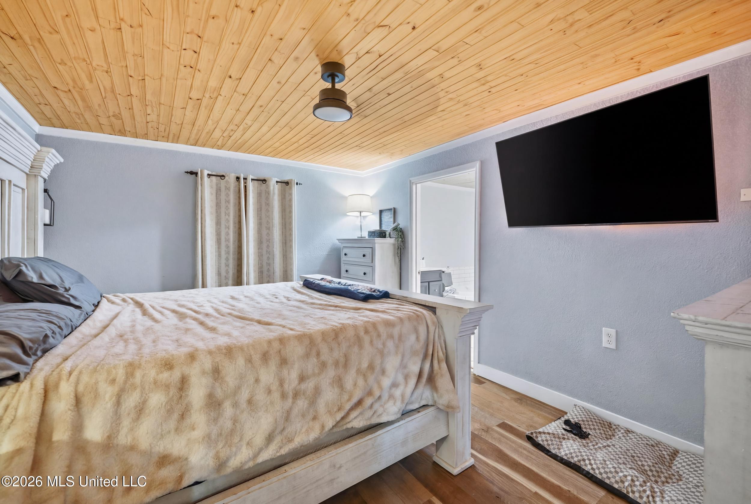 26 2nd Street Property Photo 24