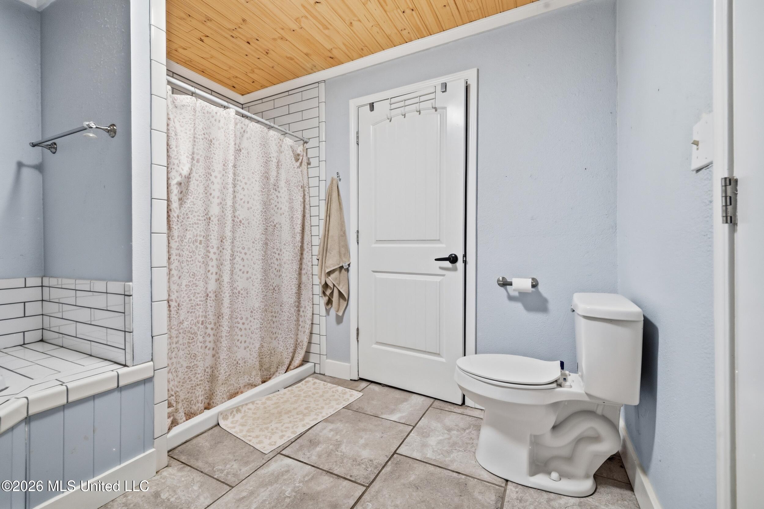 26 2nd Street Property Photo 32