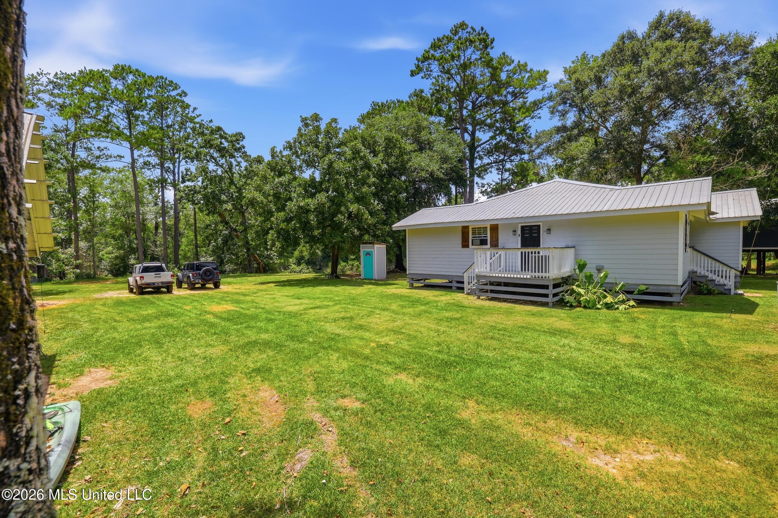 26 2nd Street Property Photo 35
