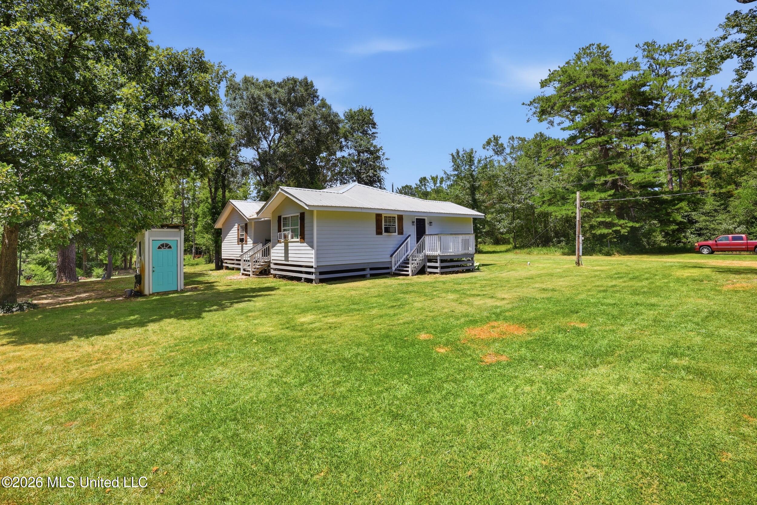 26 2nd Street Property Photo 36