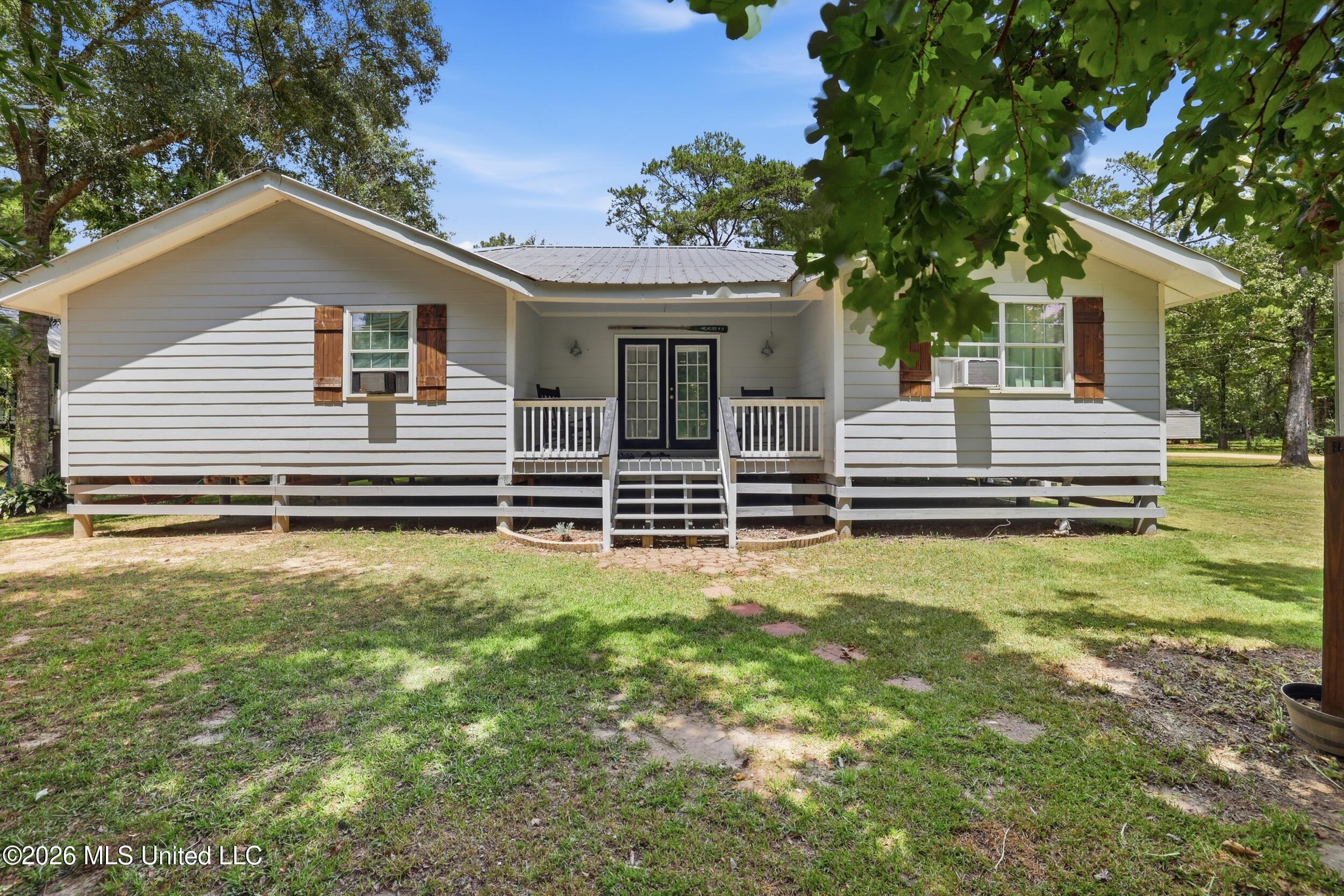 26 2nd Street Property Photo 38