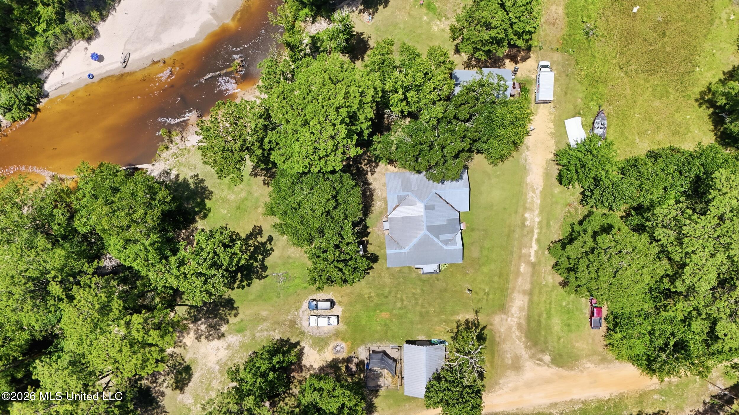 26 2nd Street Property Photo 48