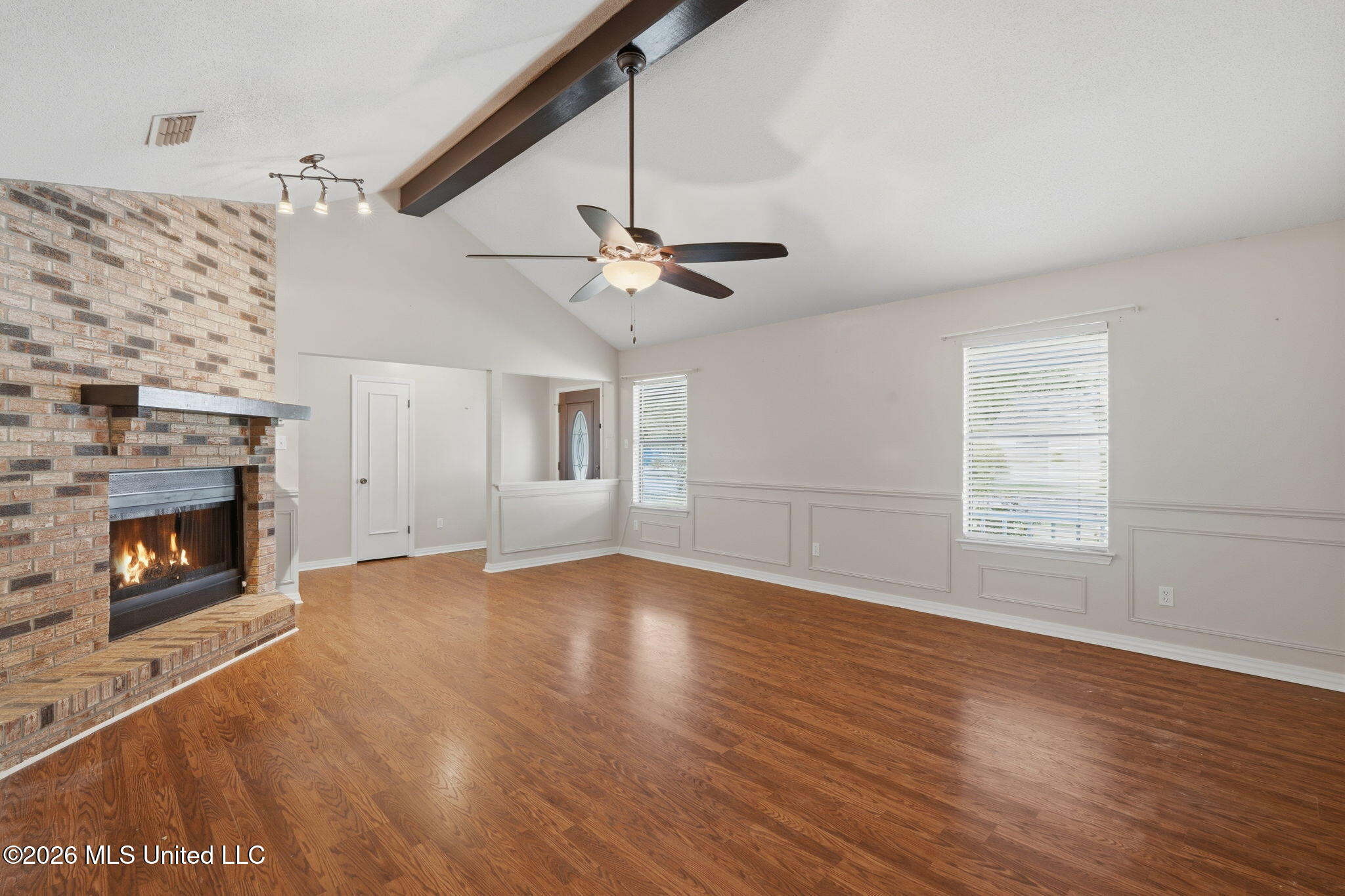 122 Booth Circle Property Photo 8