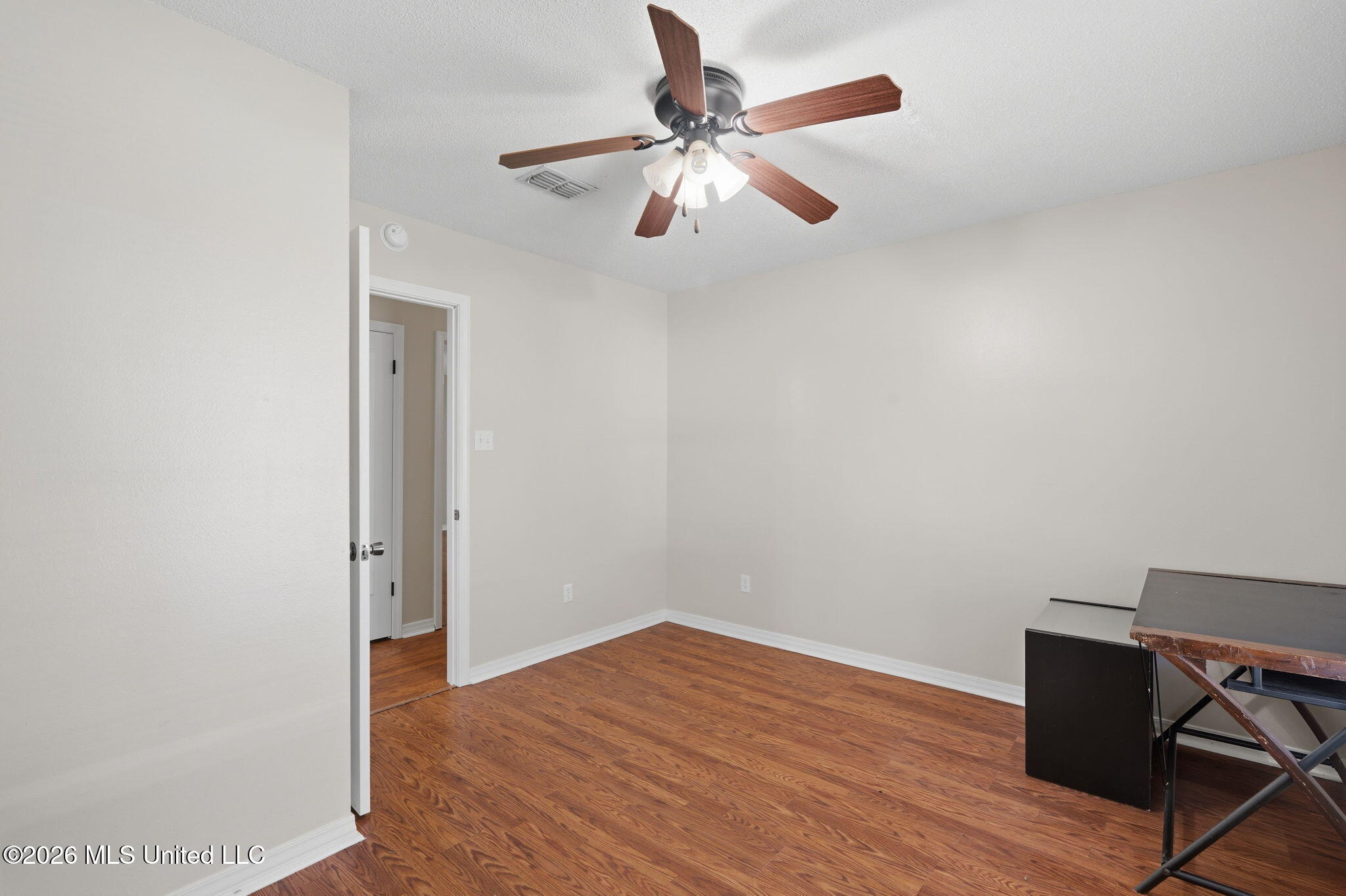 122 Booth Circle Property Photo 22