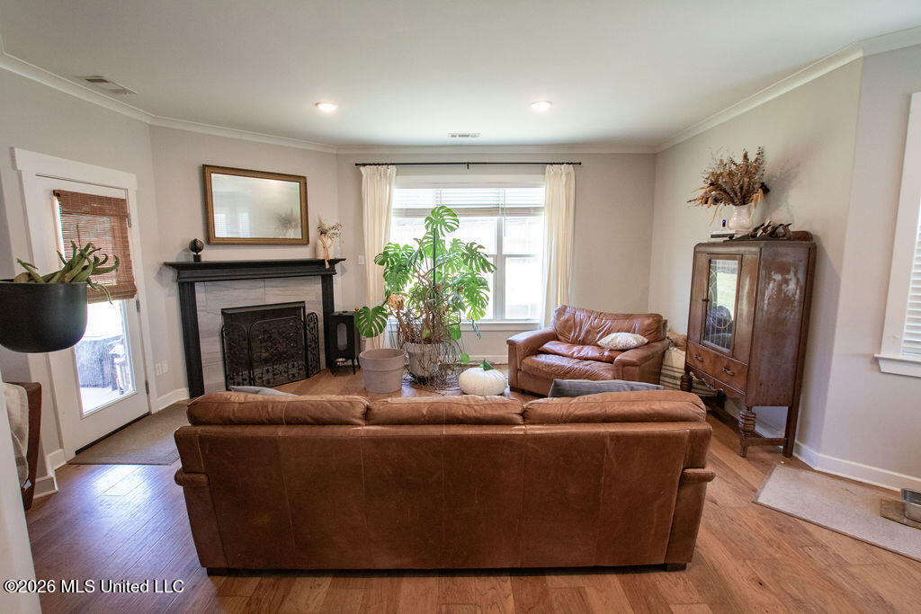 433 Vicksburg Cove Property Photo 6