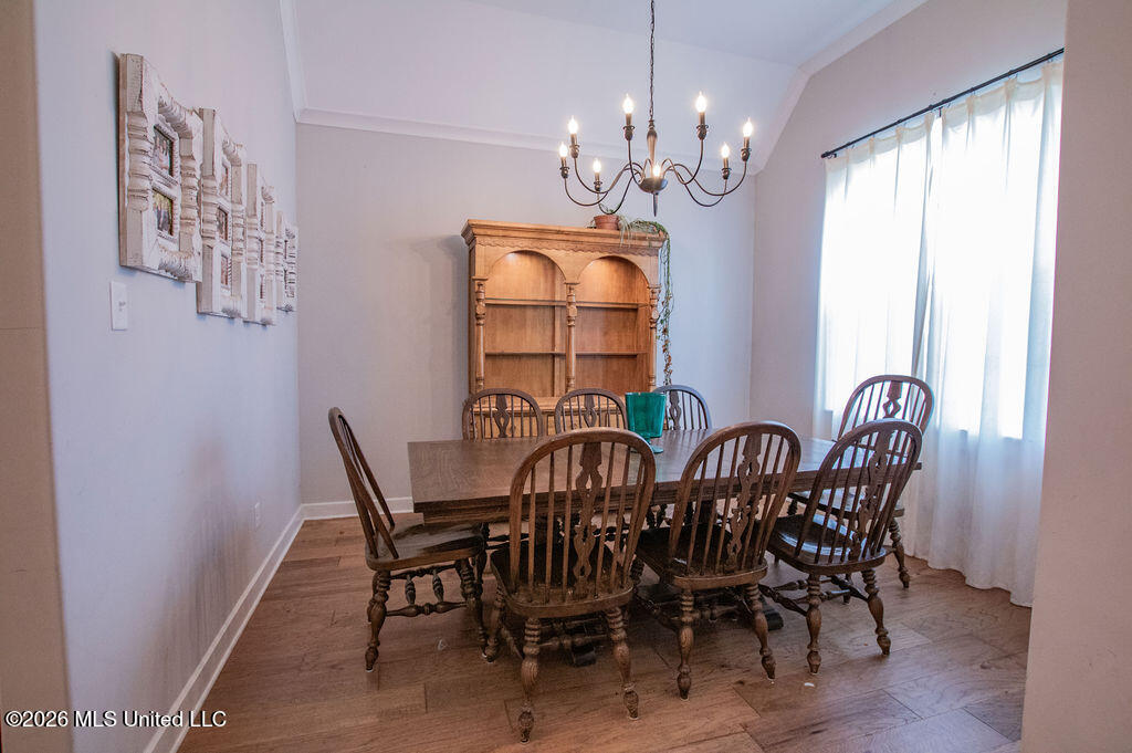433 Vicksburg Cove Property Photo 12