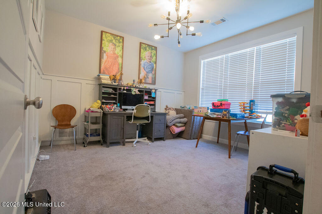 433 Vicksburg Cove Property Photo 18