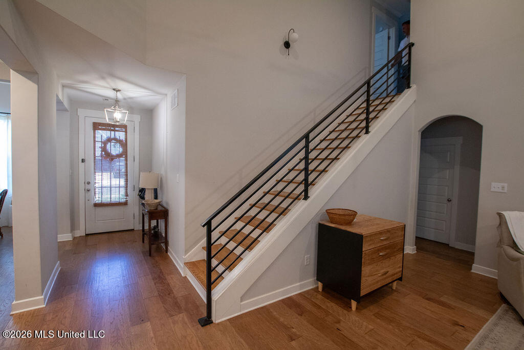 433 Vicksburg Cove Property Photo 22