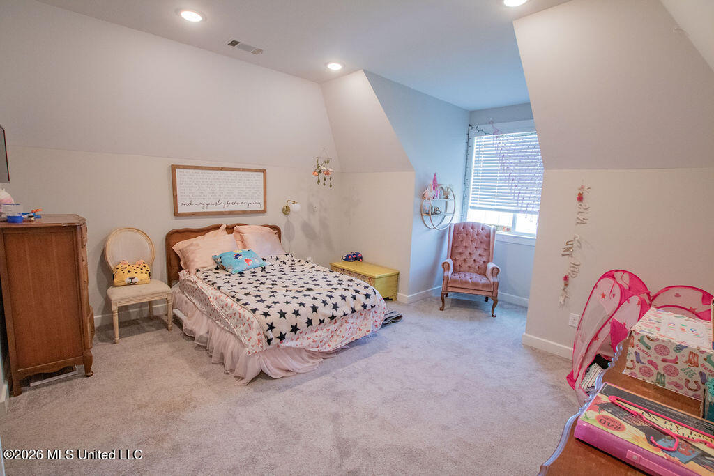 433 Vicksburg Cove Property Photo 26