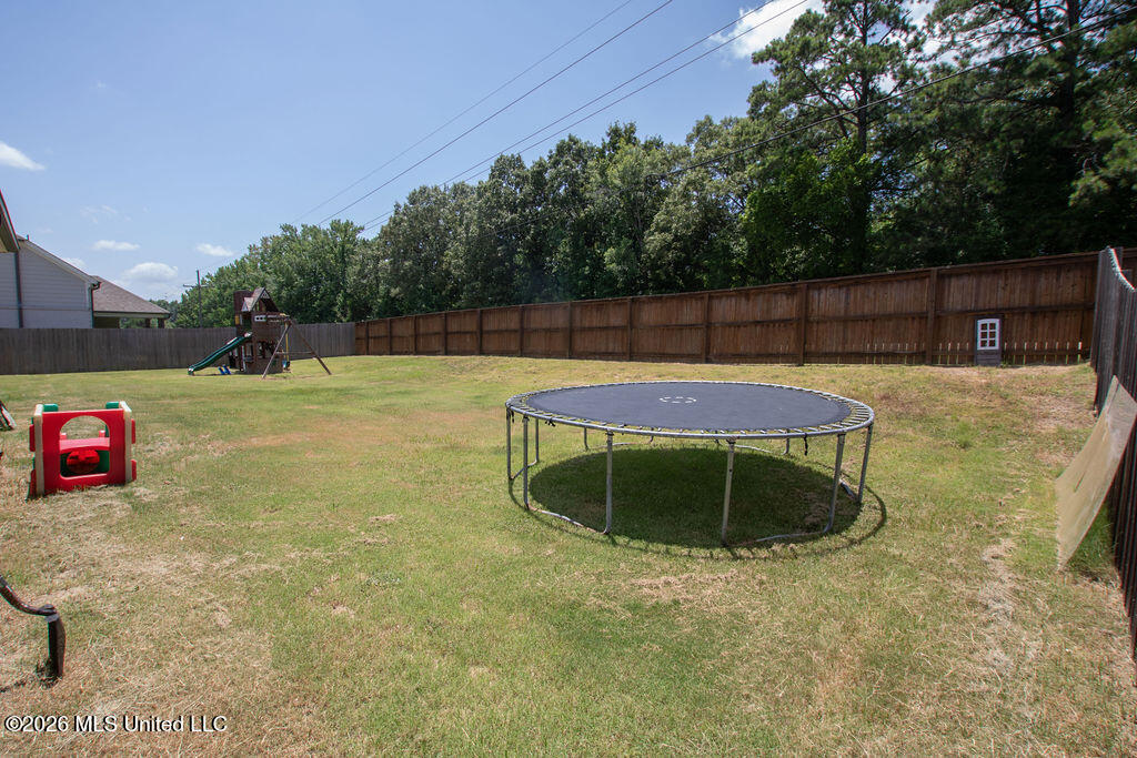 433 Vicksburg Cove Property Photo 27