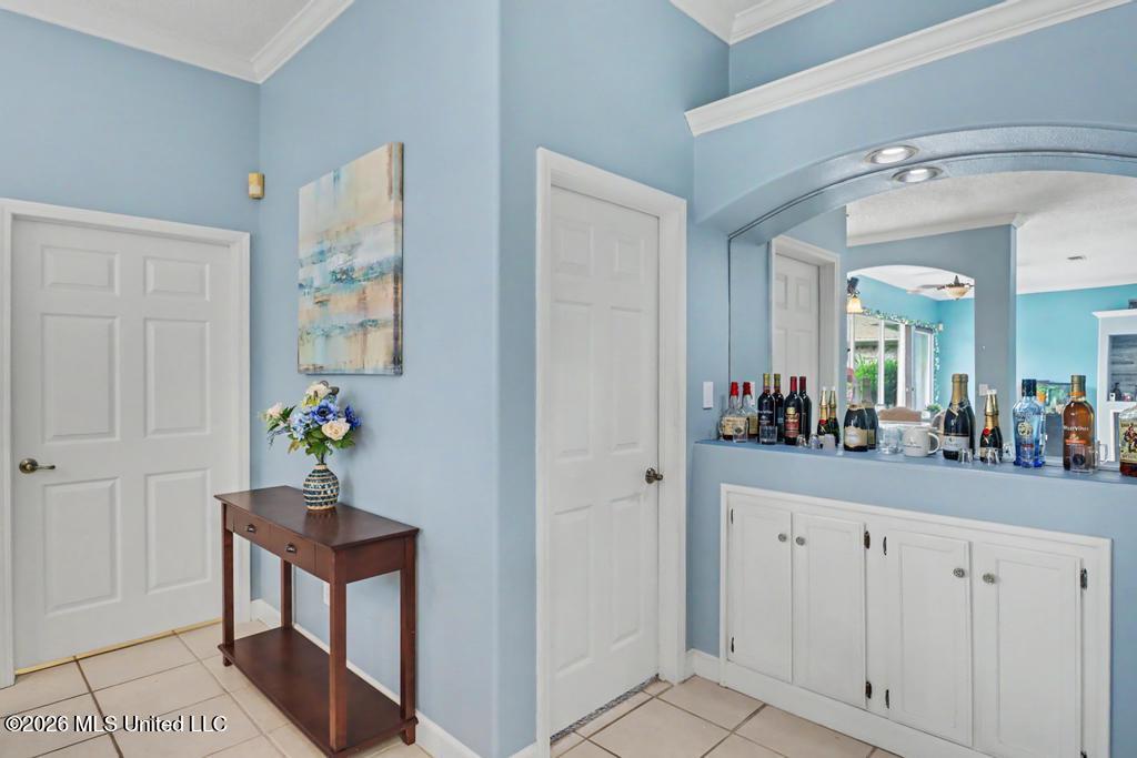 3532 N River Ridge Drive Property Photo 13