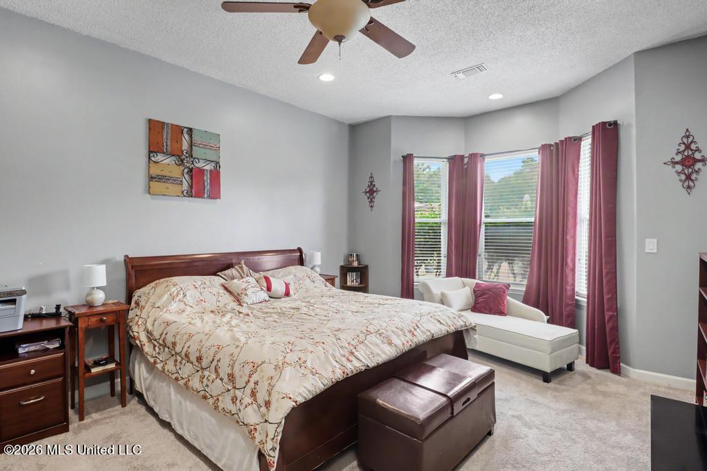 3532 N River Ridge Drive Property Photo 19