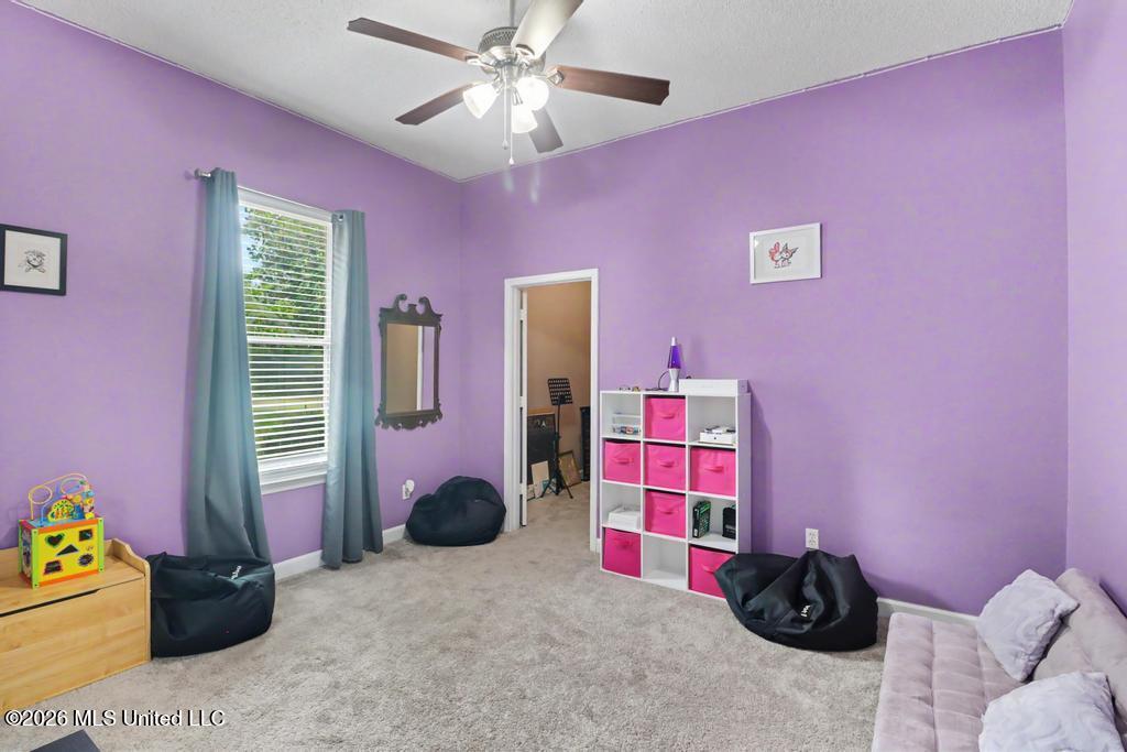 3532 N River Ridge Drive Property Photo 24