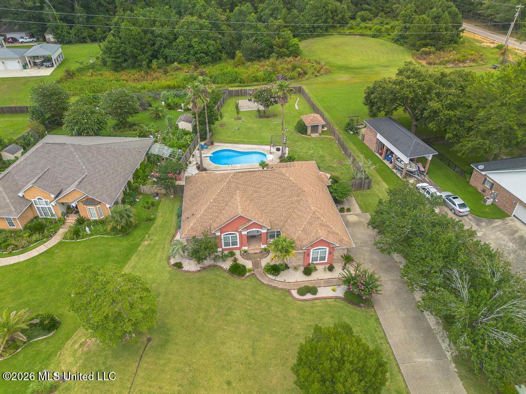 3532 N River Ridge Drive Property Photo 31