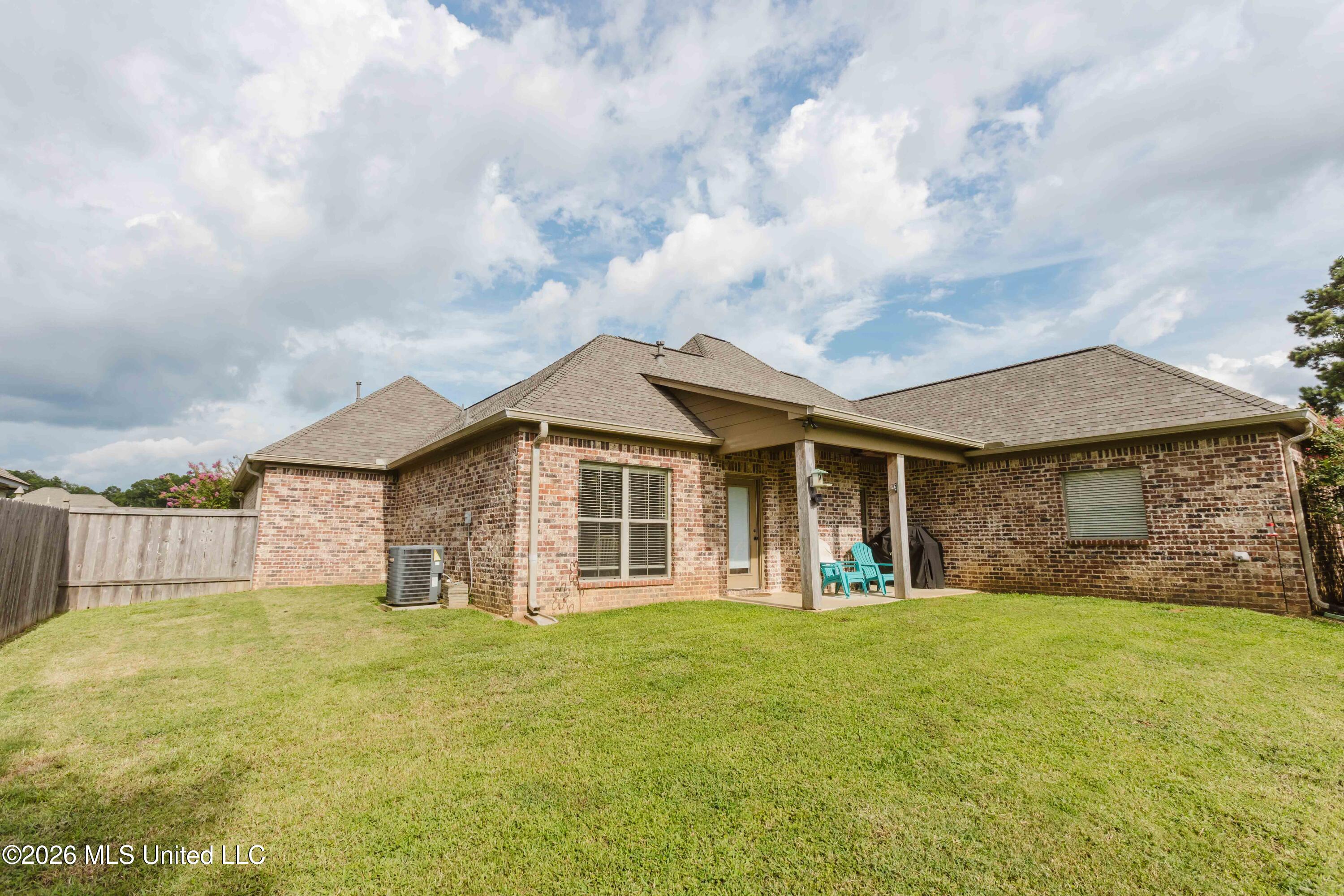 935 Timberton Drive Property Photo 27