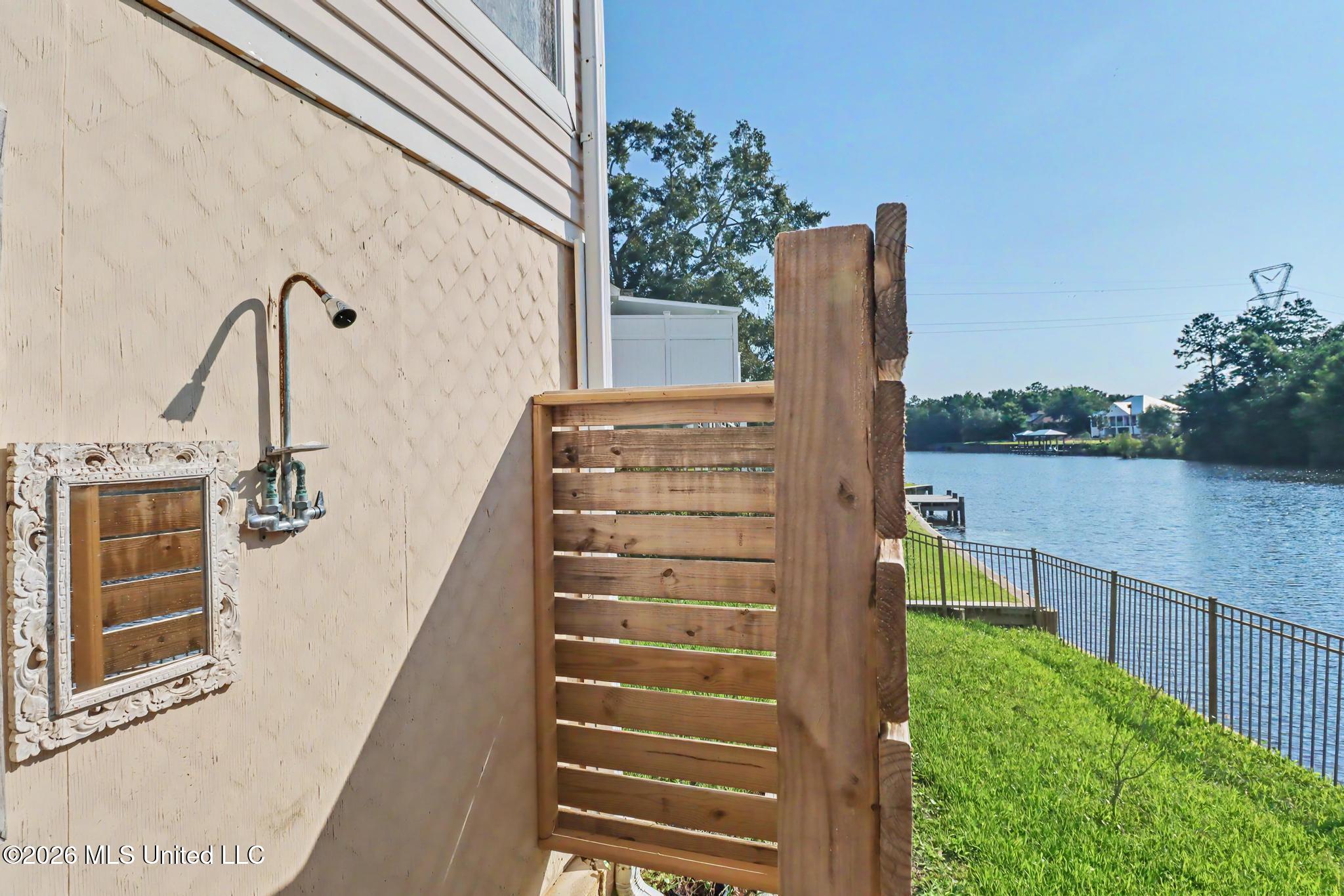 3487 Wells Ferry Cove Property Photo 8