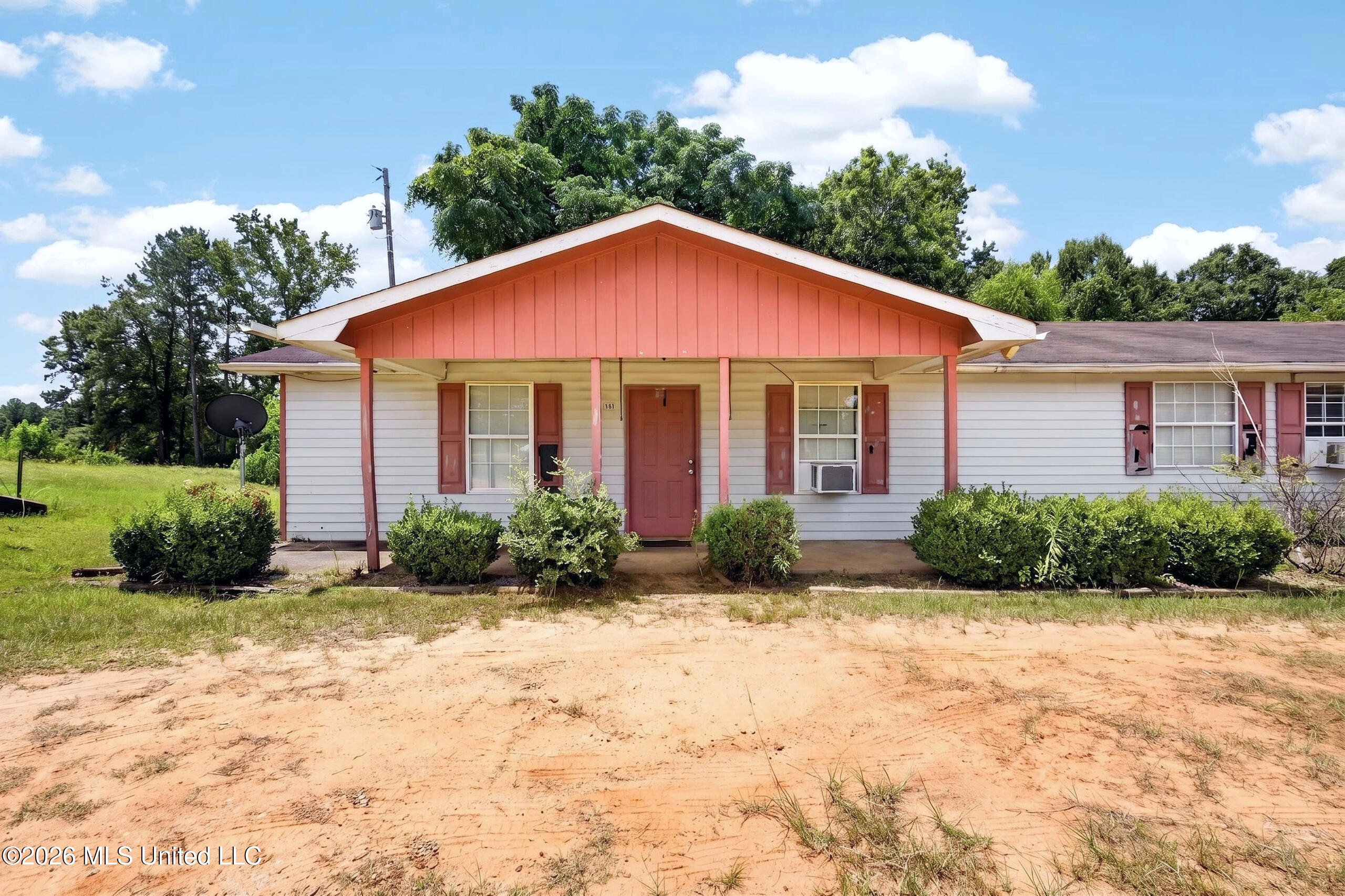 1461/1463 Us-84 Property Photo 6