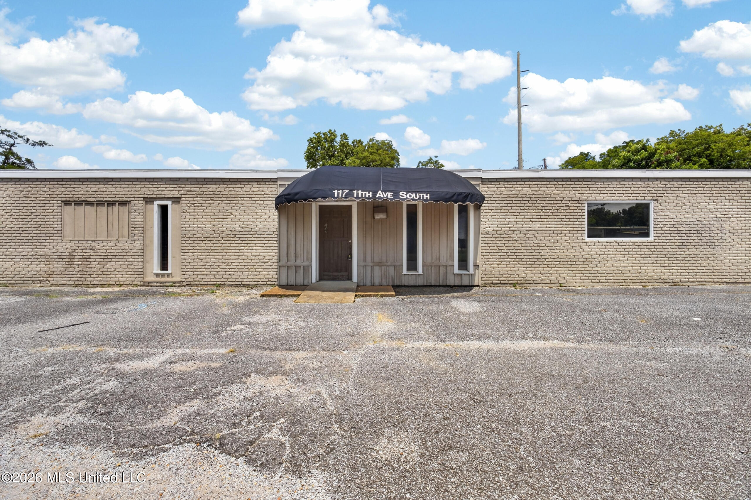 117 11th S Avenue Property Photo 4