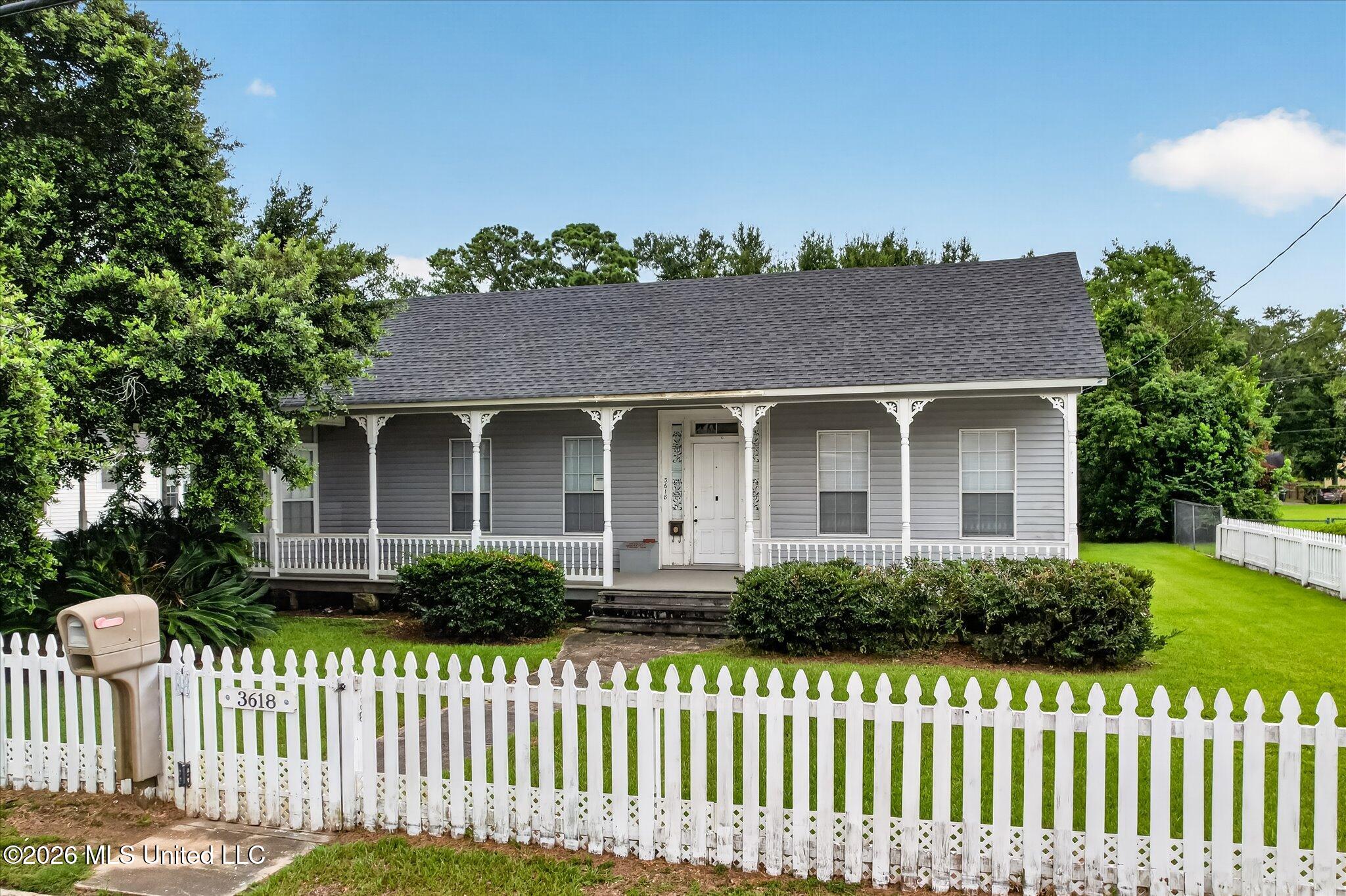 3618 Bellview Avenue Property Photo 1