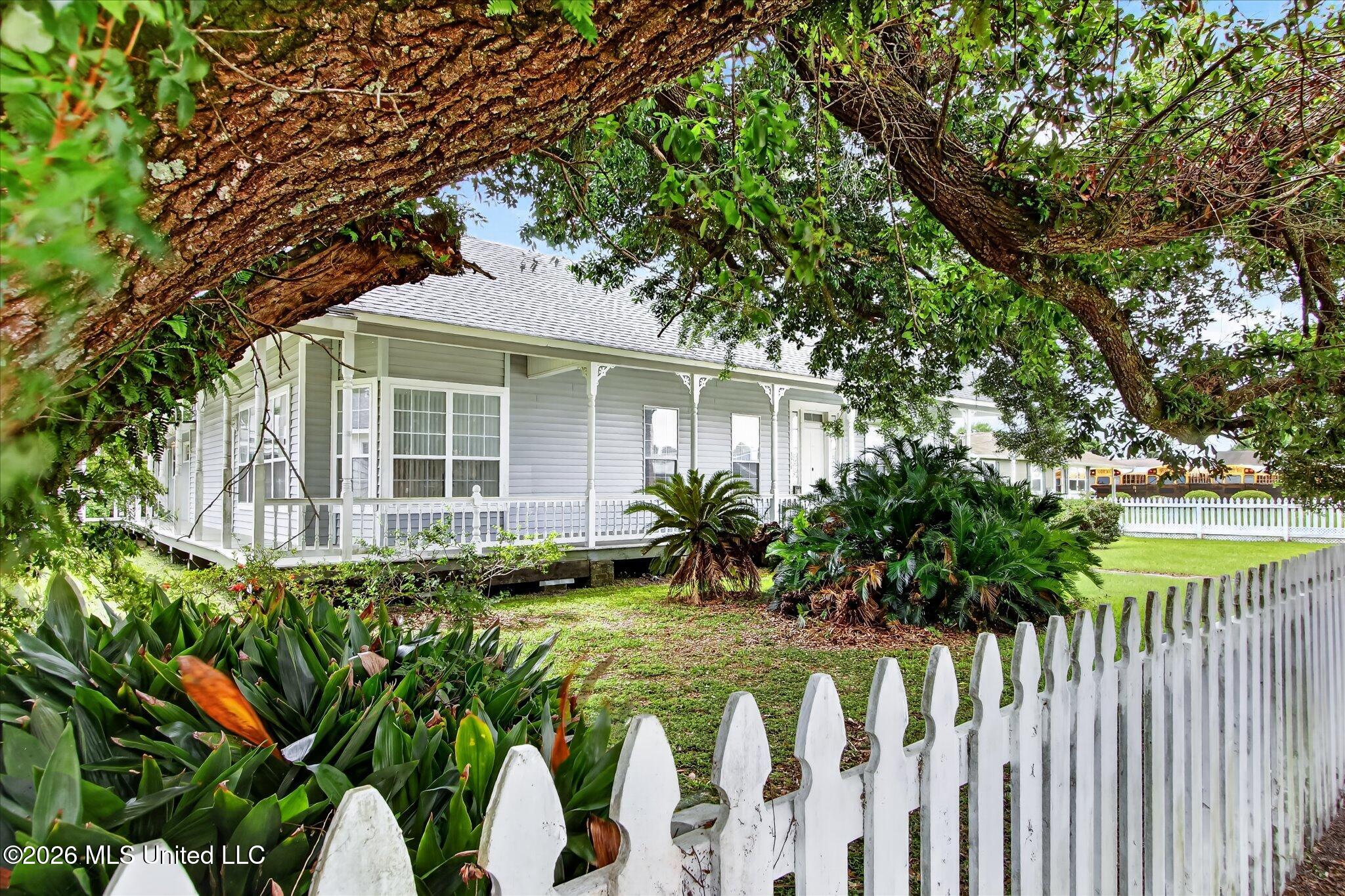 3618 Bellview Avenue Property Photo 7
