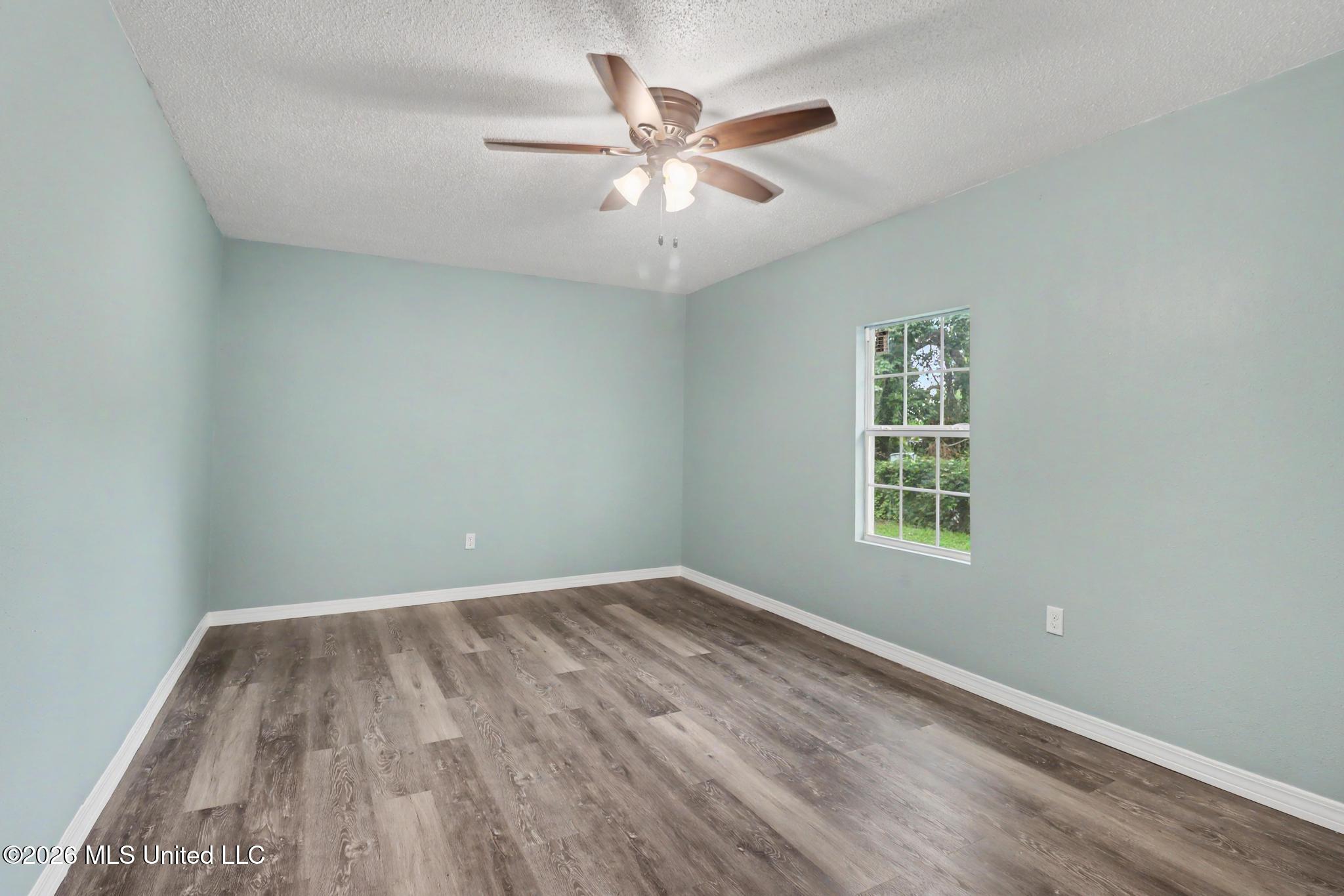 1121 43rd Avenue Property Photo 16