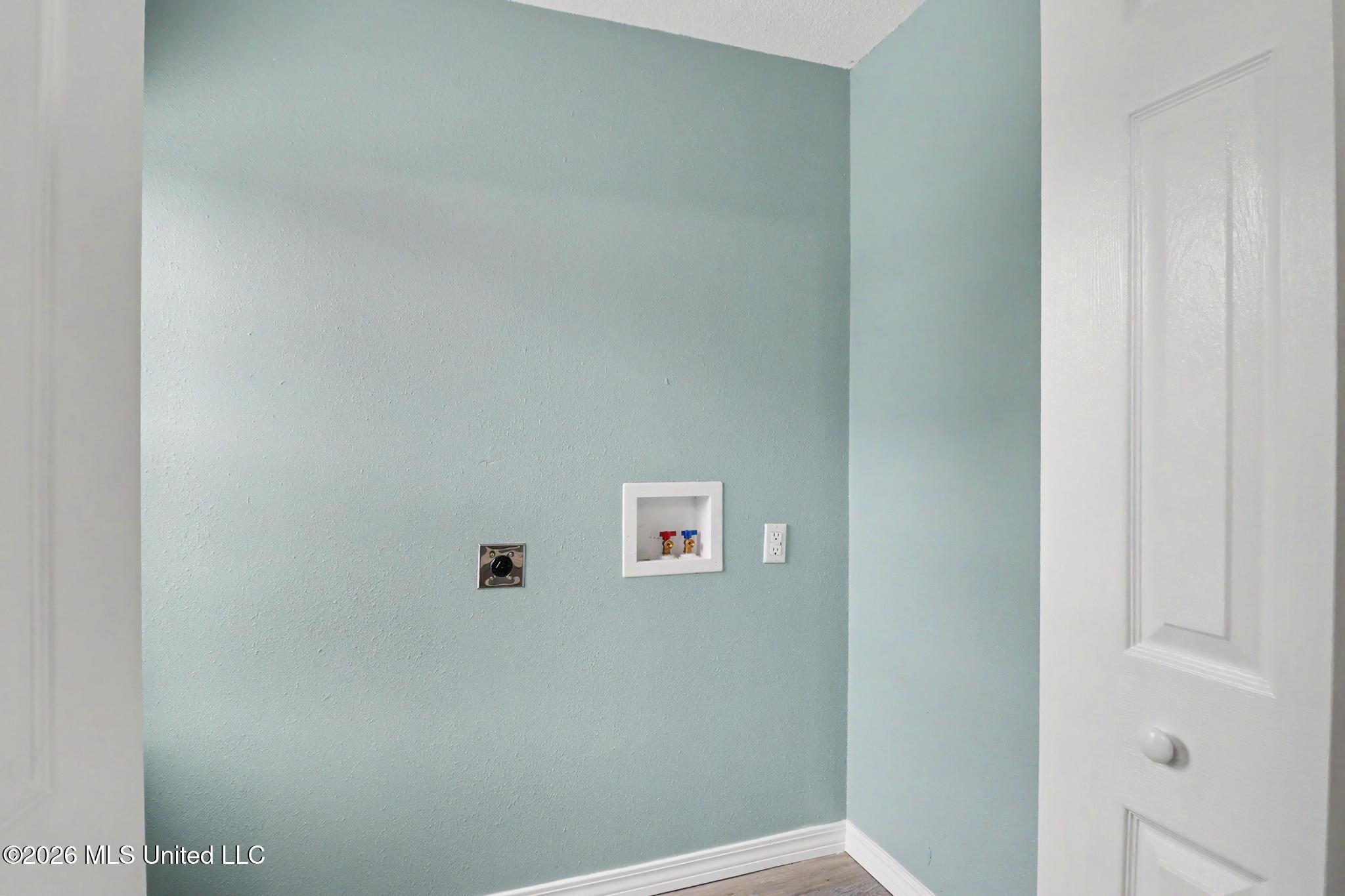 1121 43rd Avenue Property Photo 18