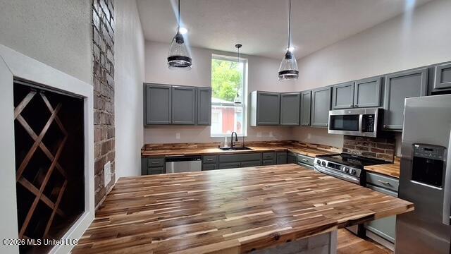 1115 36th Avenue Property Photo 10