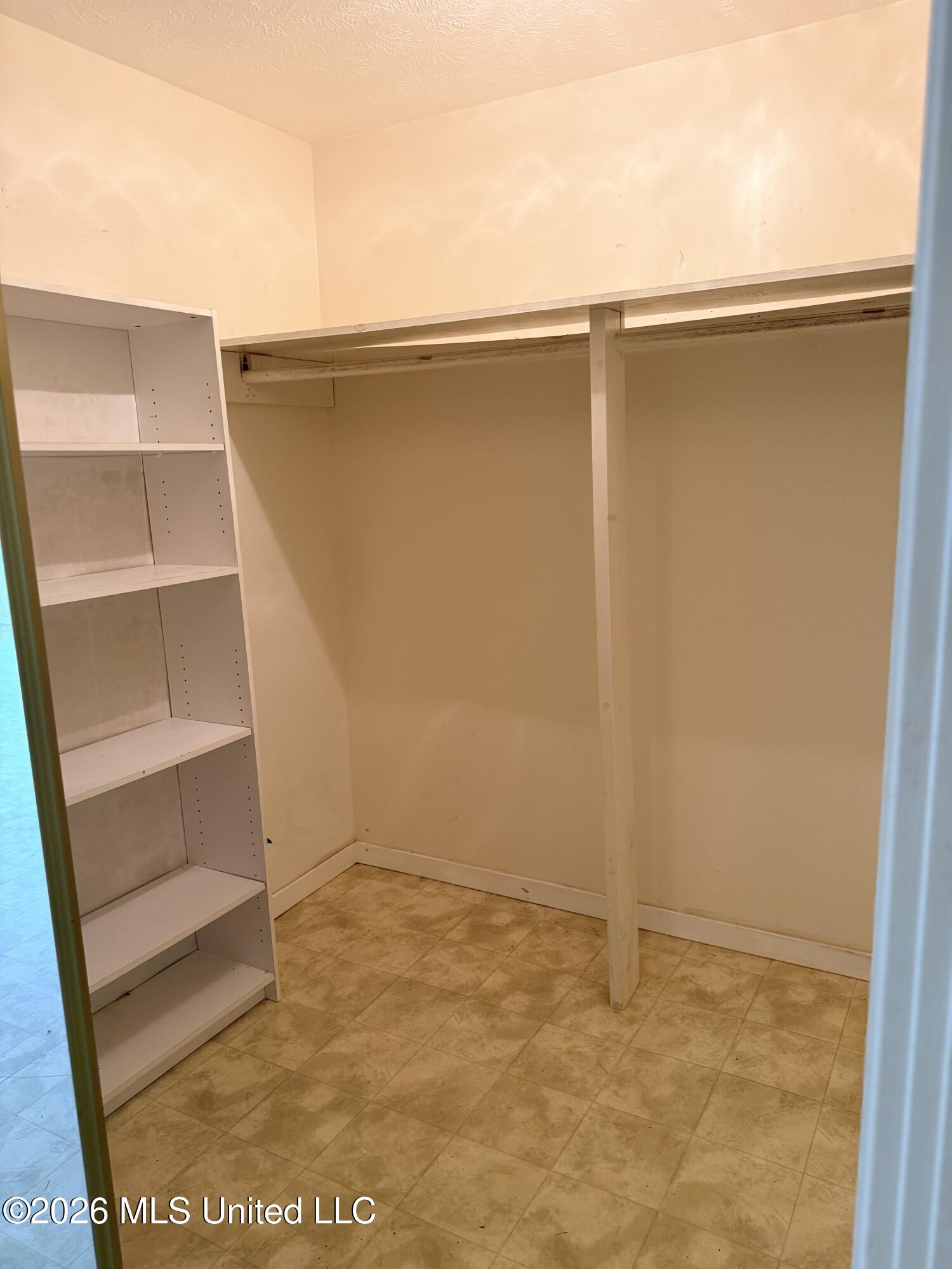 1117 Nw Montgomery Lane Property Photo 35